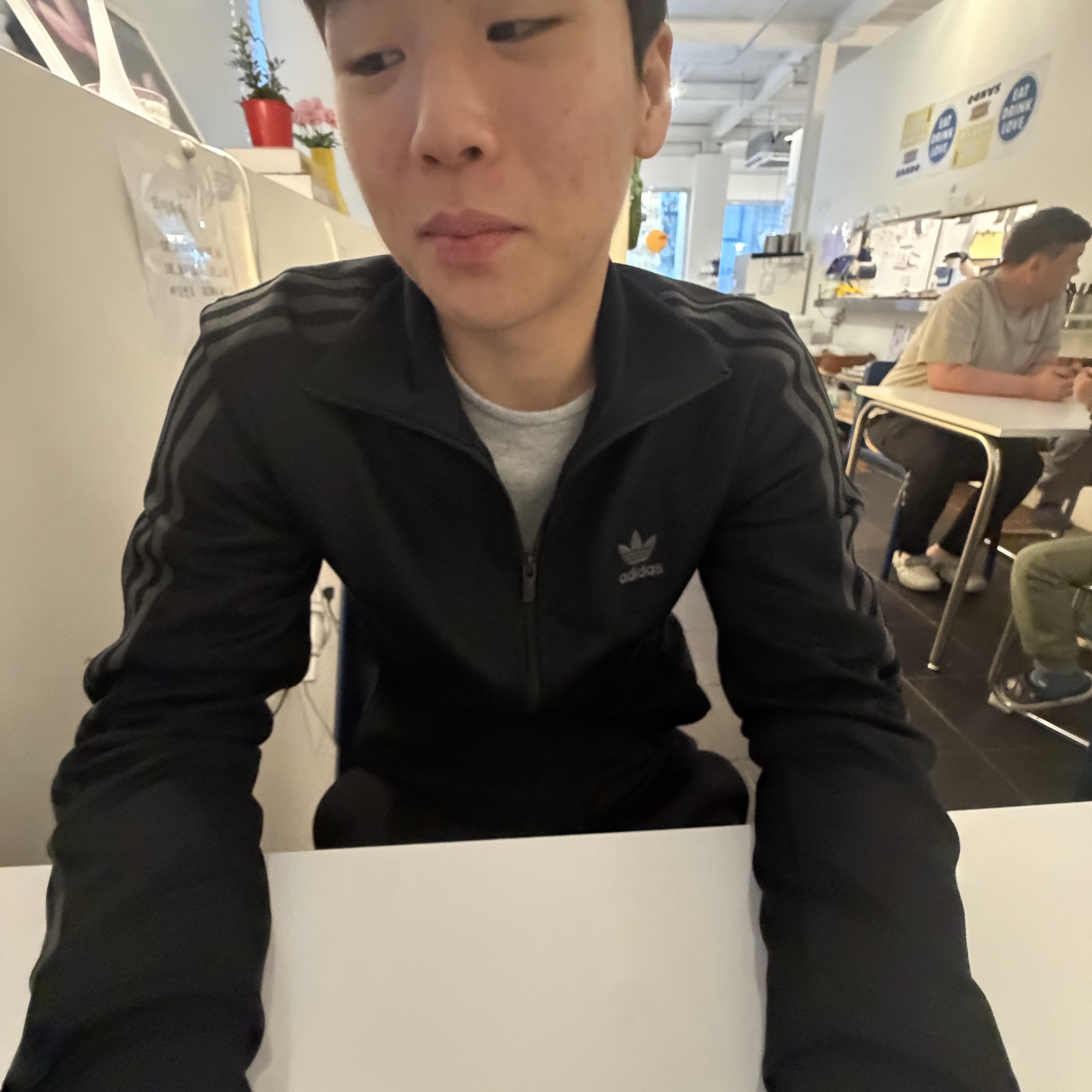 Adidas Adicolor Classic Track Top Black Grey Six - KR Sizing 착용 스타일 - 3