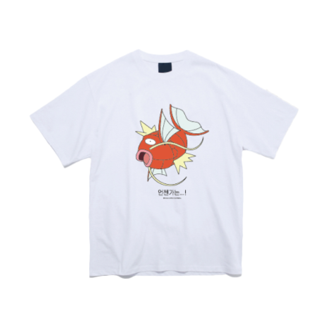 스파오 x 포켓몬 잉어킹 반팔티셔츠 화이트(Spao x Pokemon Magikarp Short Sleeve T-Shirt White) - 1