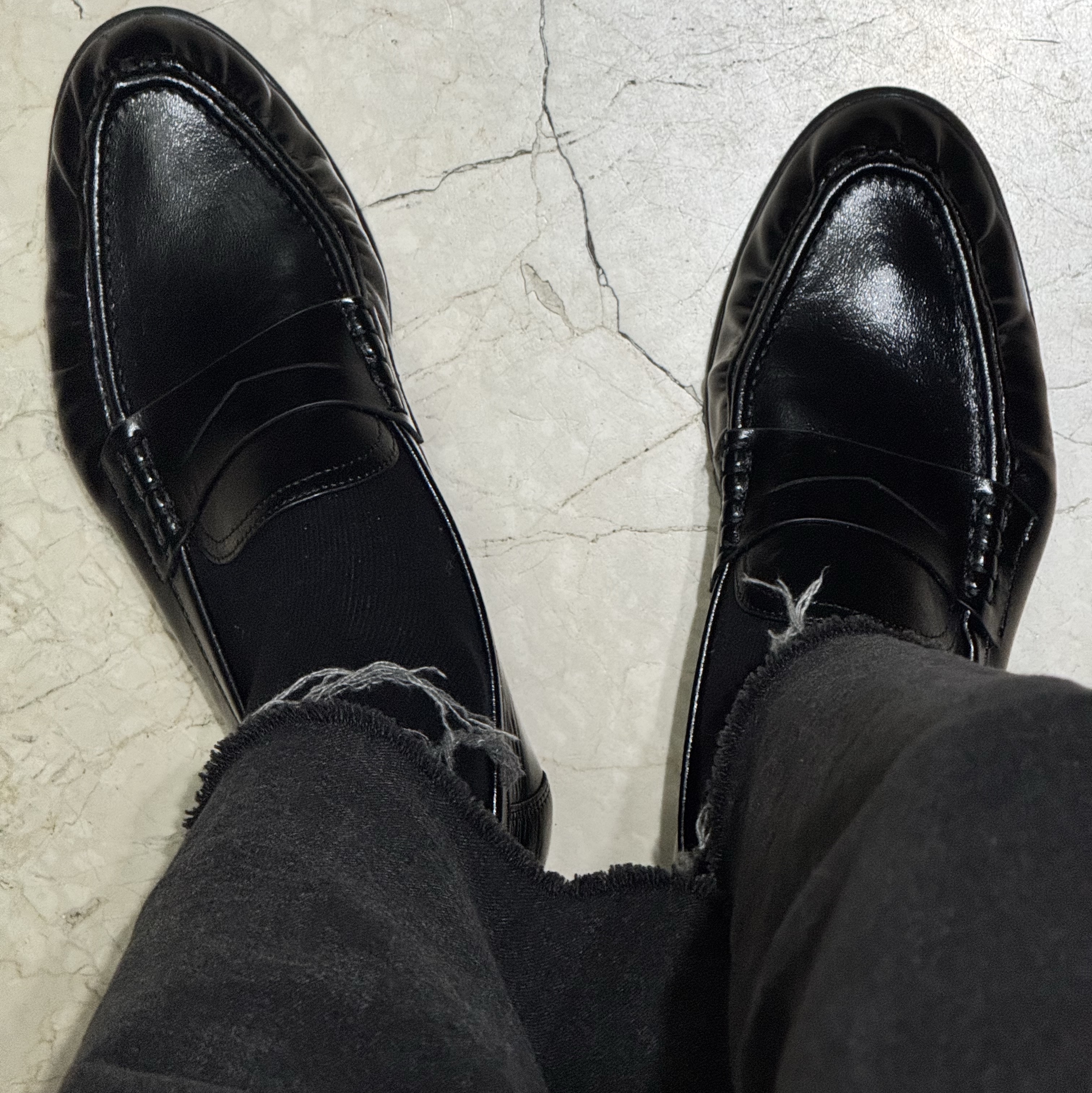 (W) Zara Soft Gathered Loafer Black, Goyard Saint Louis GM Bag Black 착용 스타일 - 4