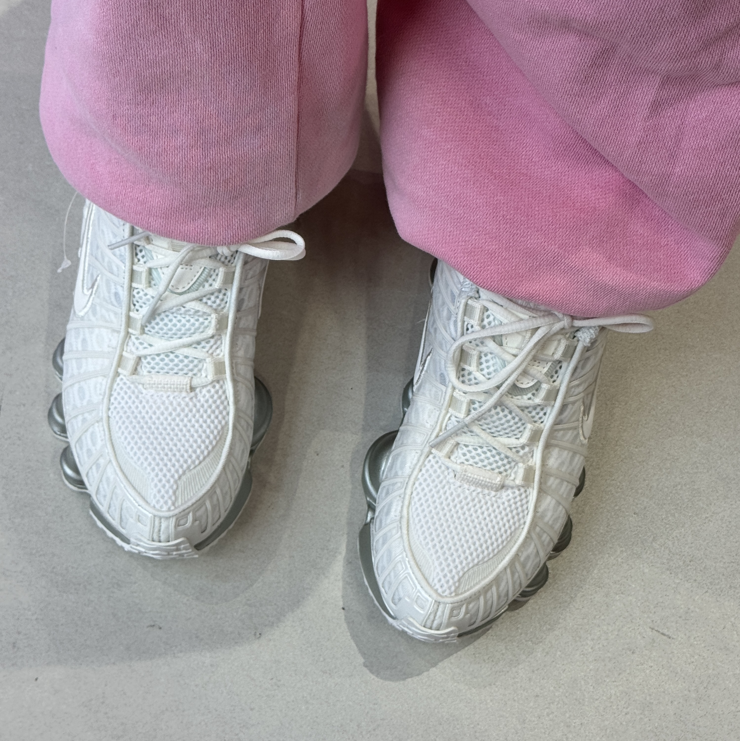 (W) Nike Shox TL Sail 착용 스타일 - 2