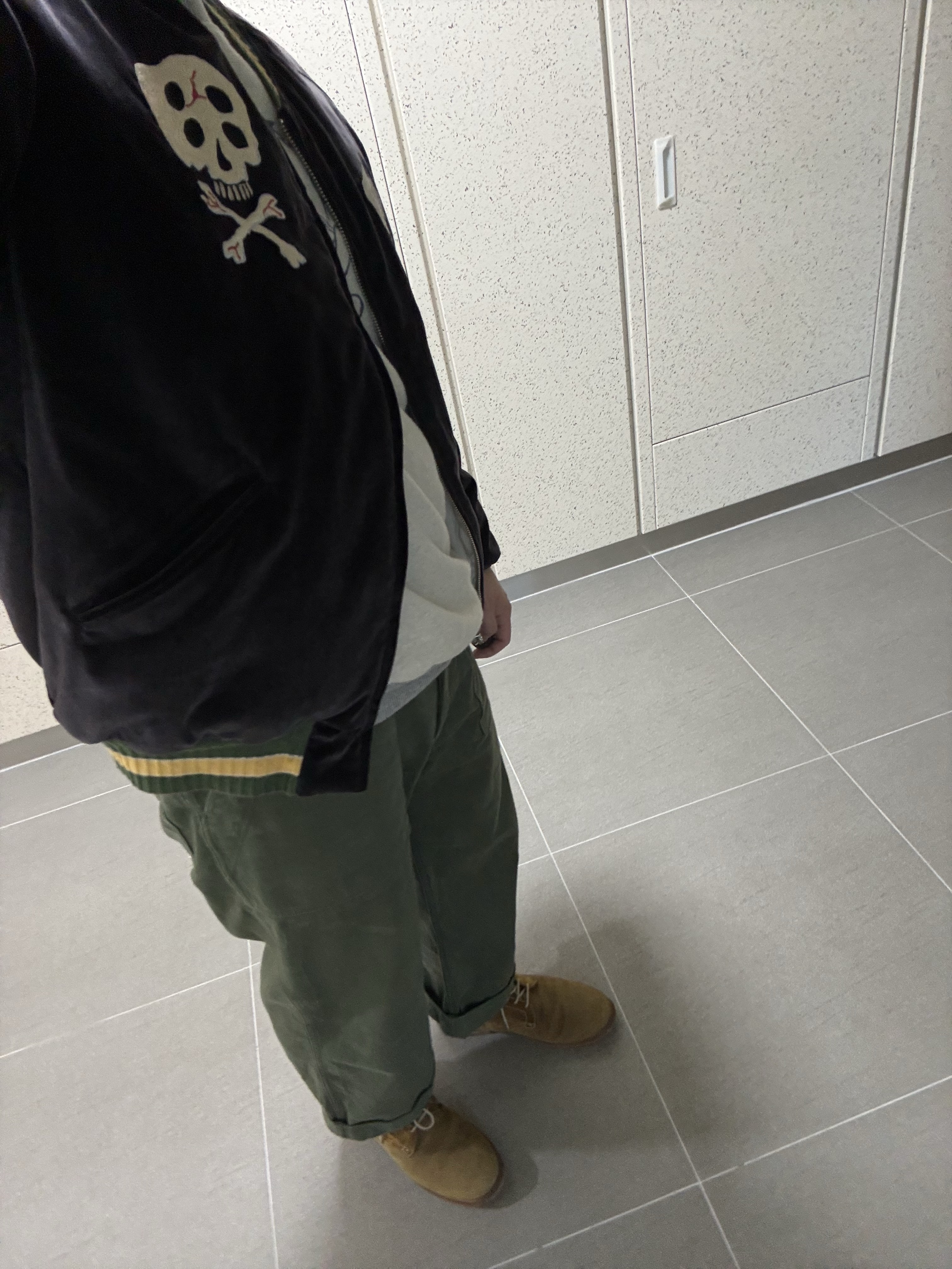 Kapital Velveteen Sulfide Souvenir Rain Skull Jacket Black 착용 스타일 - 2