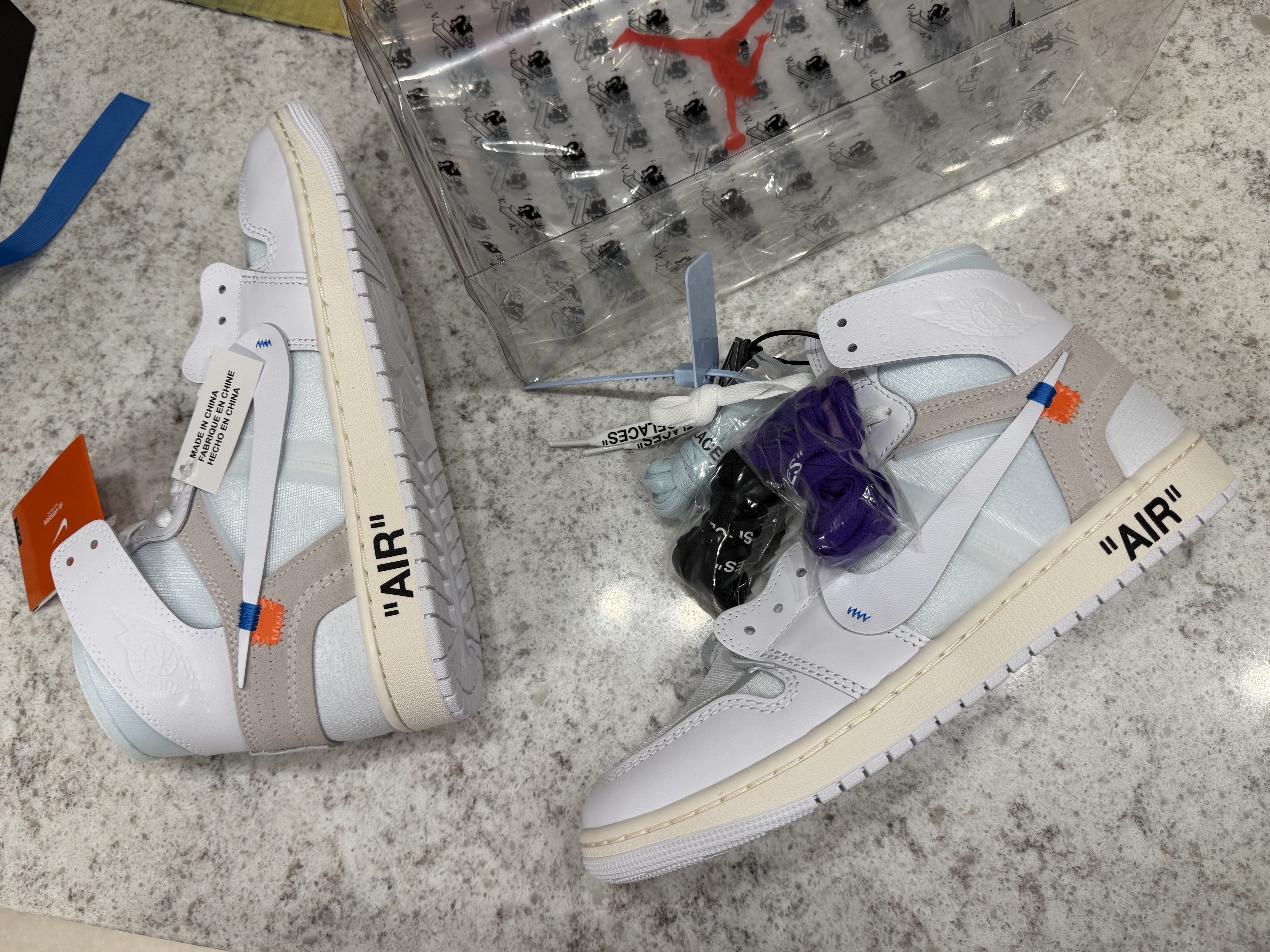 Jordan 1 x Virgil Abloh Archive Retro High Alaska White 착용 스타일 - 3