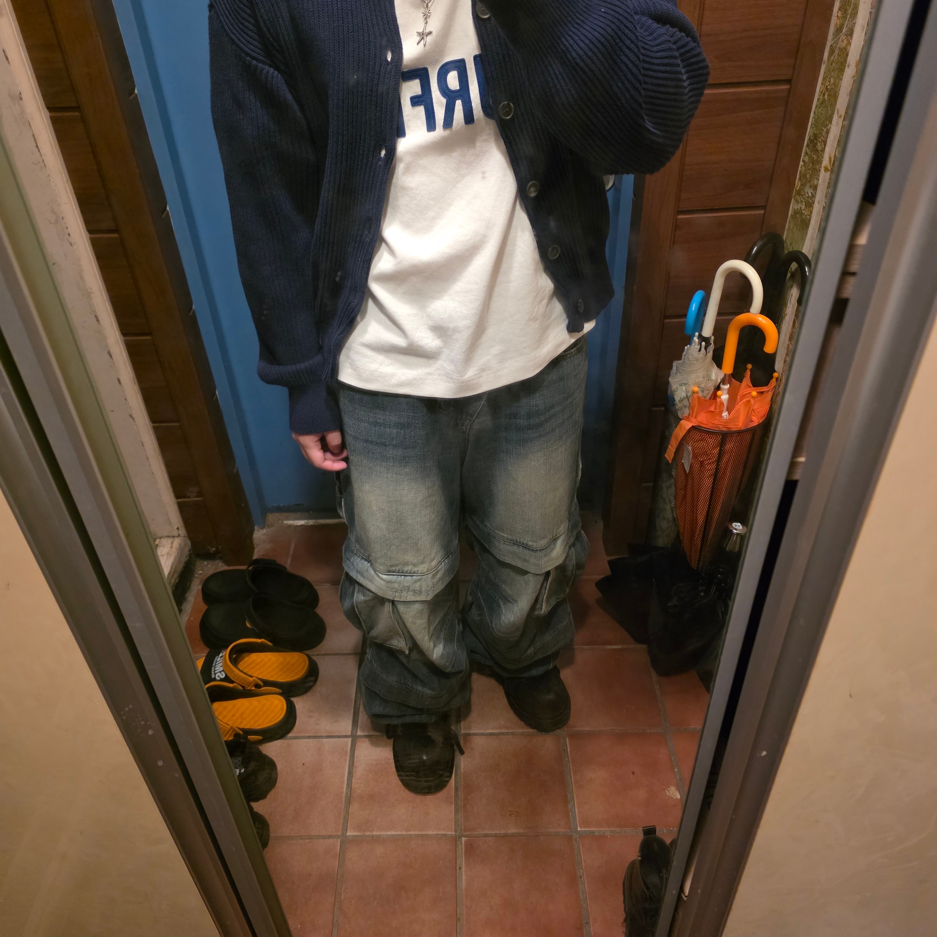 Kamien Titan Baggy Denim Pants Blue 착용 스타일 - 2