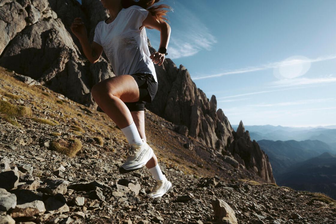 데카트론 여성 5인치 트레일러닝 쇼츠 런 울트라 900 스모크 블랙(DECATHLON Women's 5" Trail Running Shorts Run Ultra 900 Smoke Black) - 3
