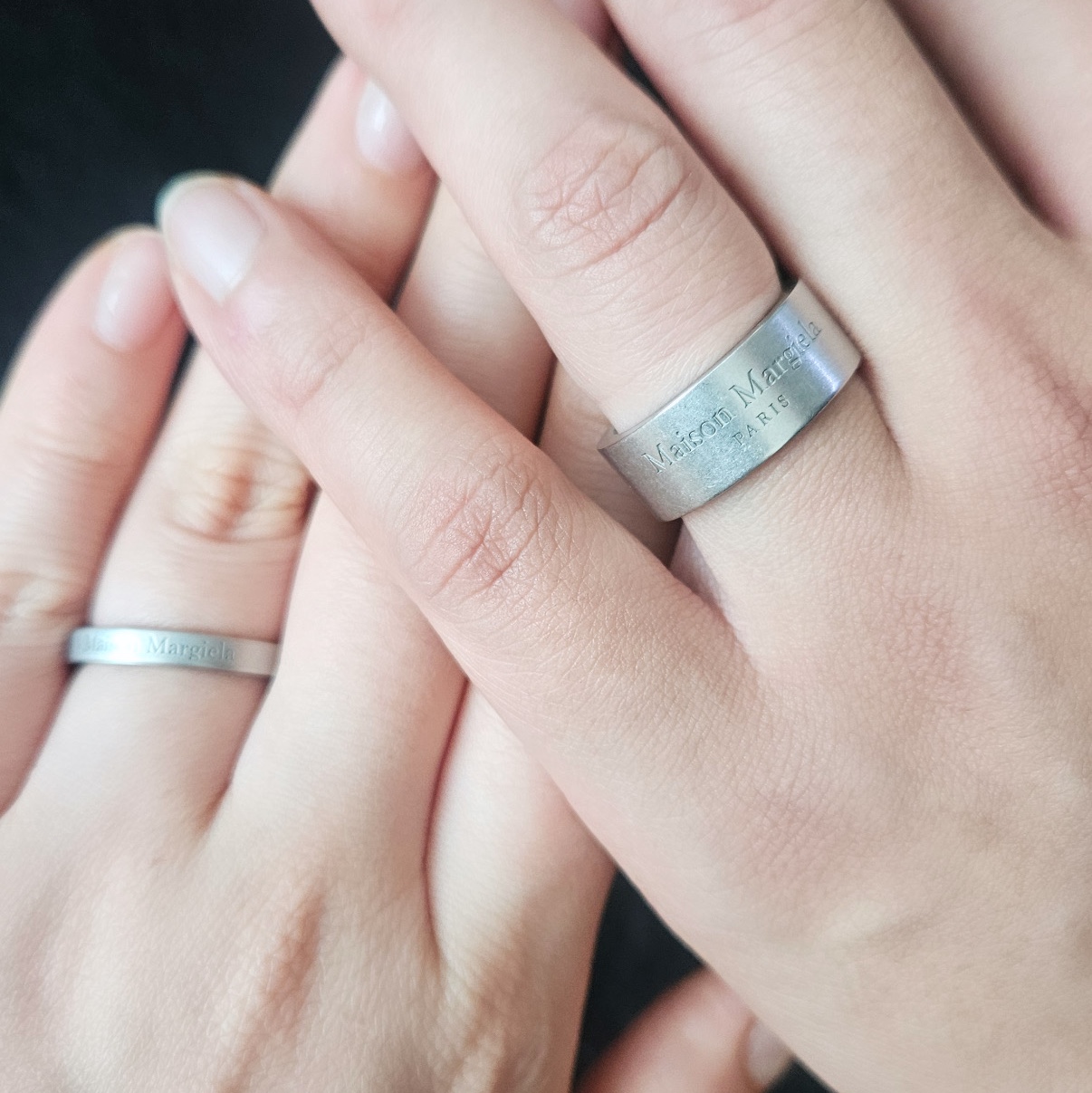Maison Margiela Logo Ring Palladium, Maison Margiela Logo Ring Palladium 착용 스타일
