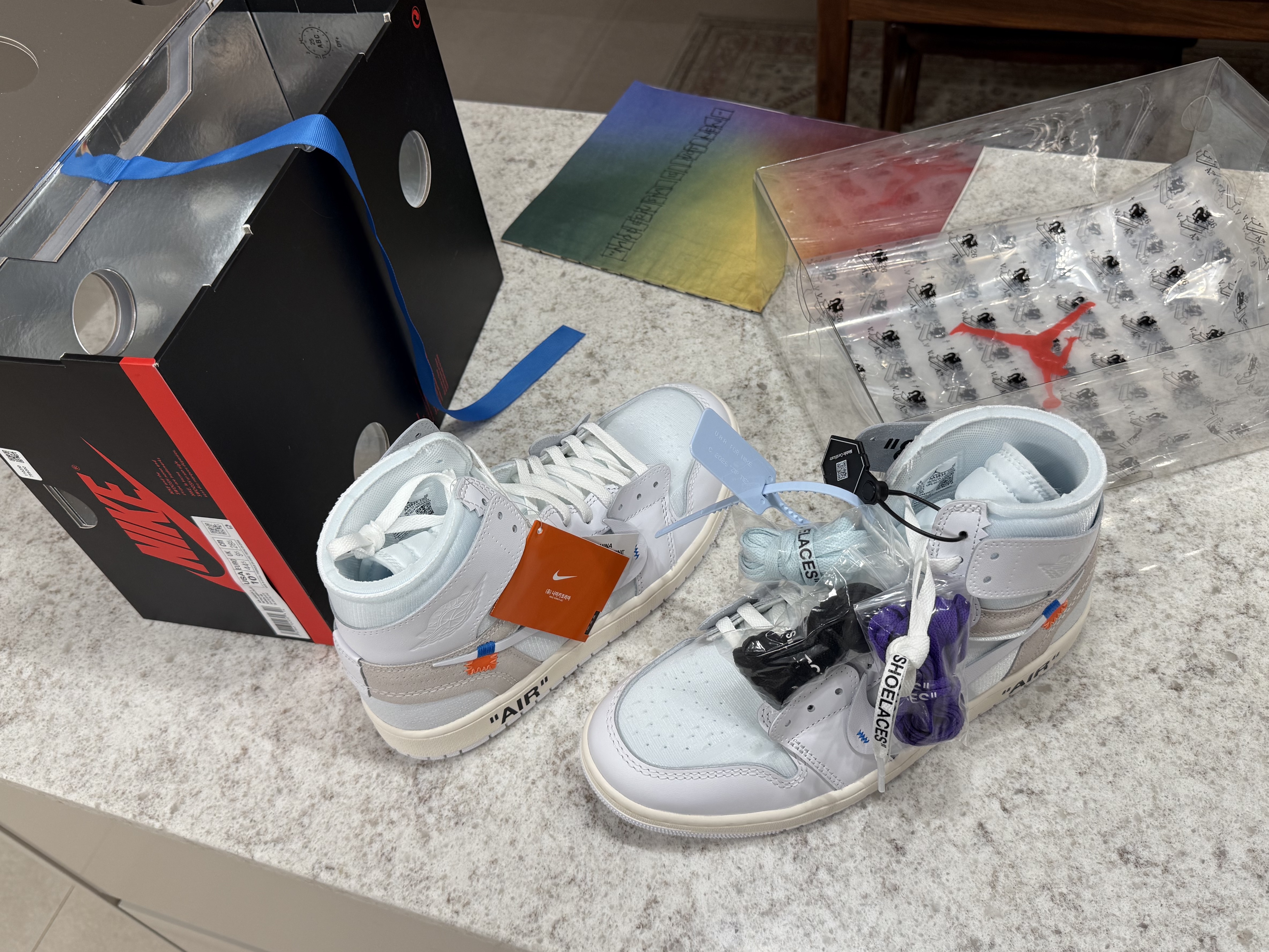Jordan 1 x Virgil Abloh Archive Retro High Alaska White 착용 스타일 - 1