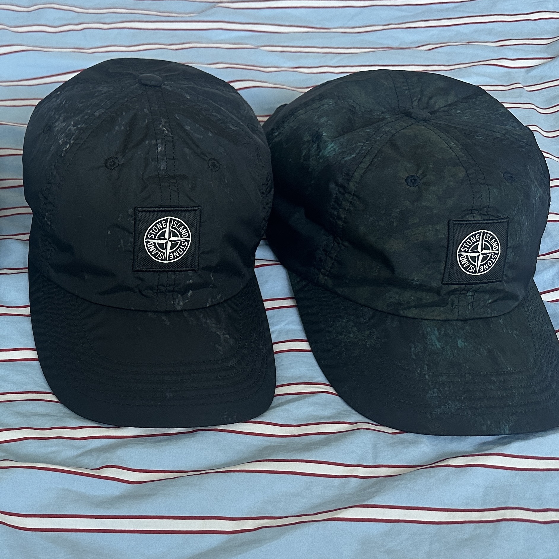 Supreme x Burberry Denim 6-Panel Washed Blue - 22SS, Supreme x Burberry Denim 6-Panel Beige - 22SS 착용 스타일 - 2