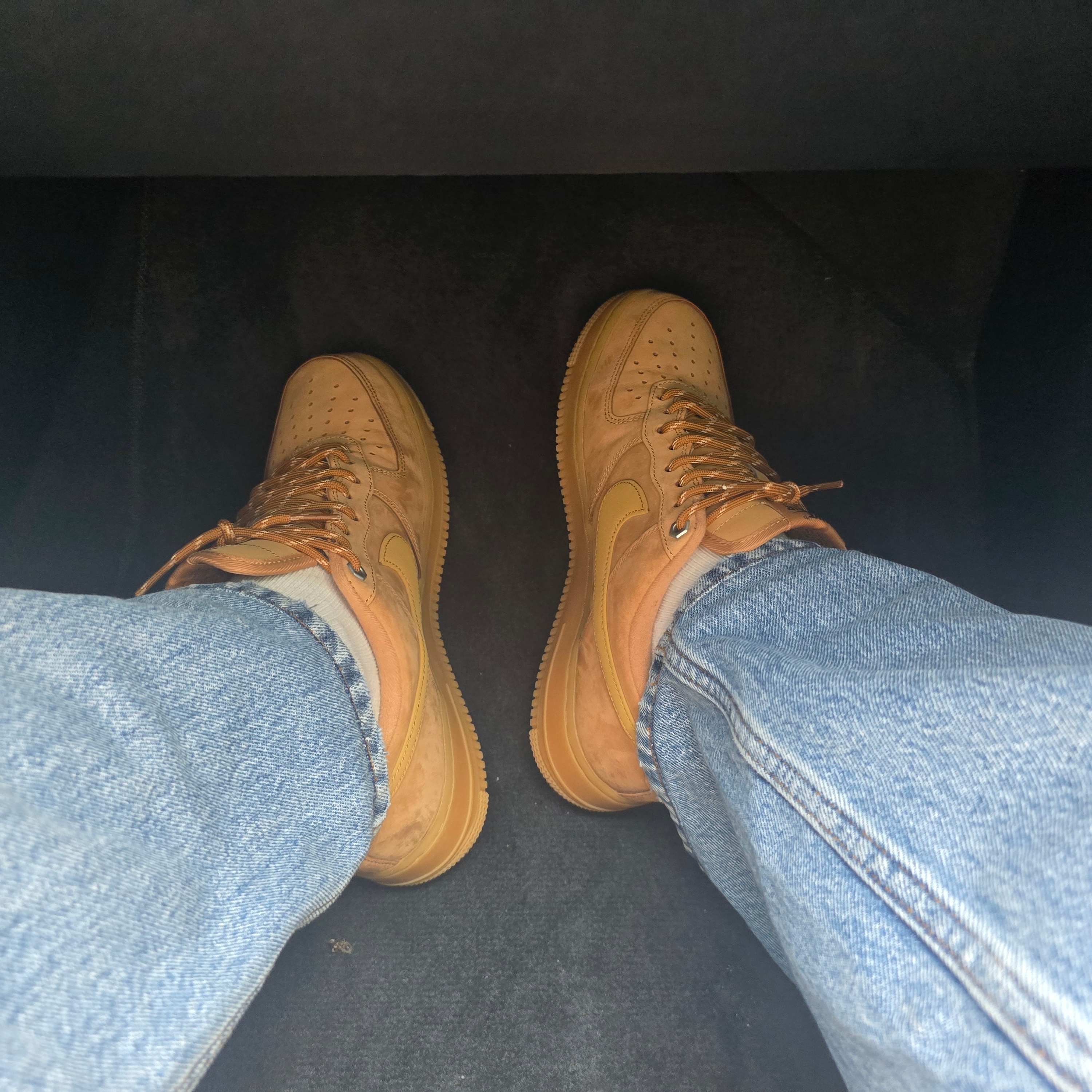 Nike Air Force 1 '07 WB Flax 착용 스타일 - 8