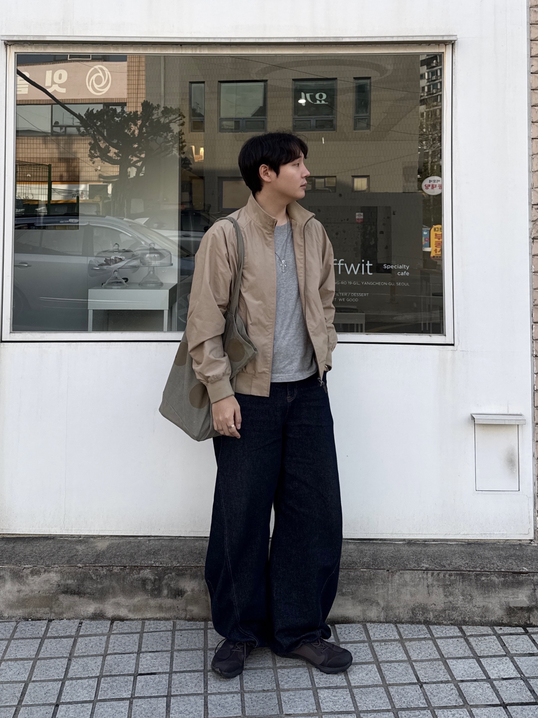 (W) On Running x Post Archive Faction (Paf) Cloudventure Peak Cacao Espresso, Chrome Hearts Silichrome CH Cross Pendant Clear 2025 착용 스타일 - 3