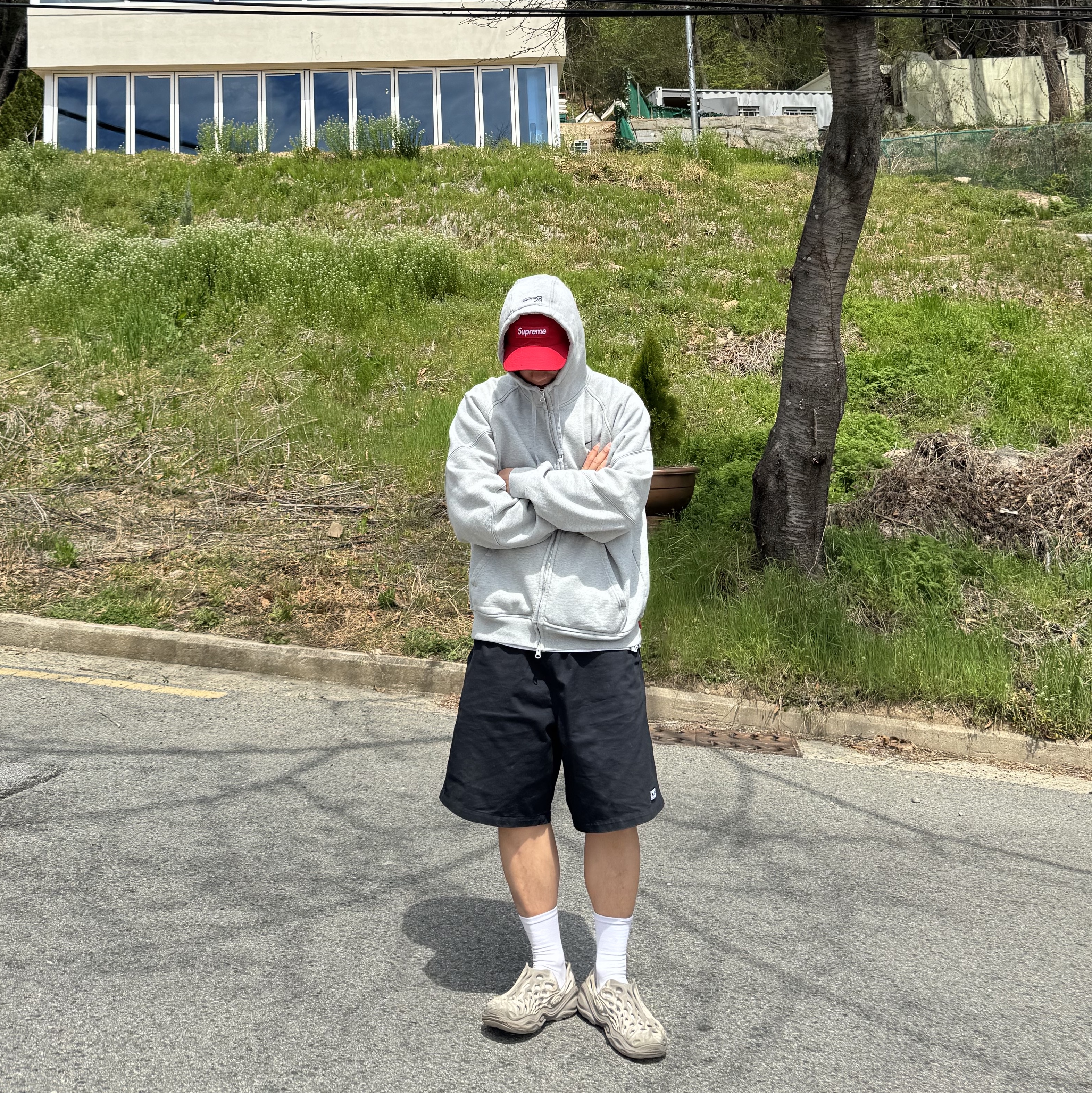 Supreme x Nike Zip Up Hooded Sweatshirt Heather Grey - 25SS 착용 스타일 - 1