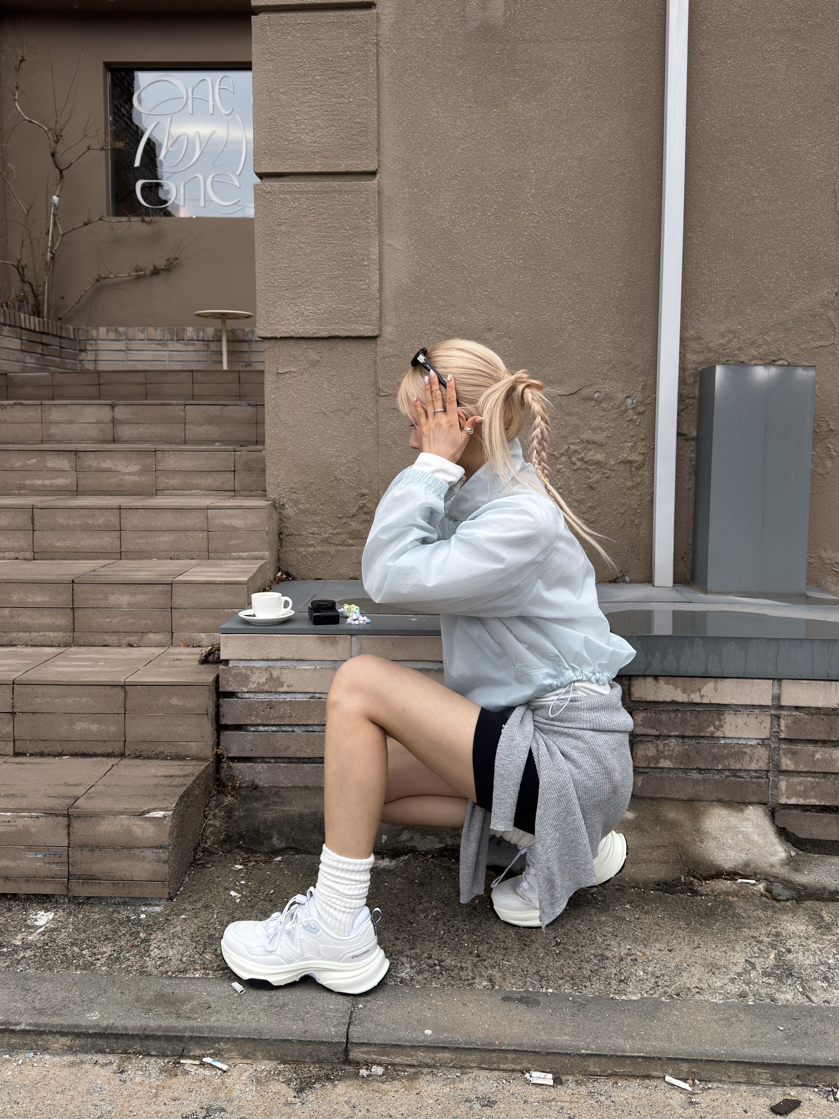 le coq sportif (Online Exclusive) Womens Stand Neck Ultra Light Jacket Green Blue 착용 스타일 - 3