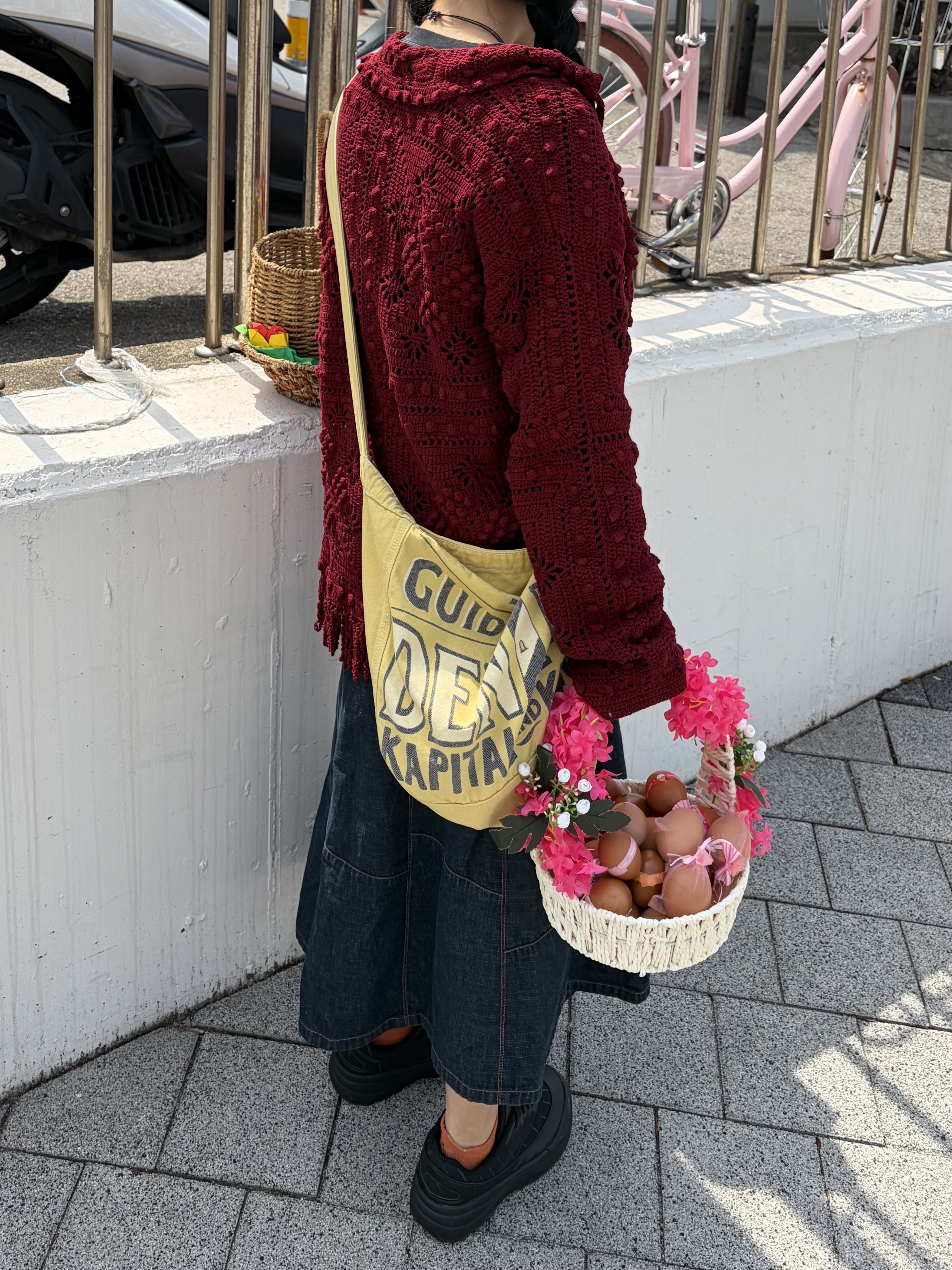 Kapital Canvas Newspaper Bag Guiding Light Light Yellow 착용 스타일 - 1