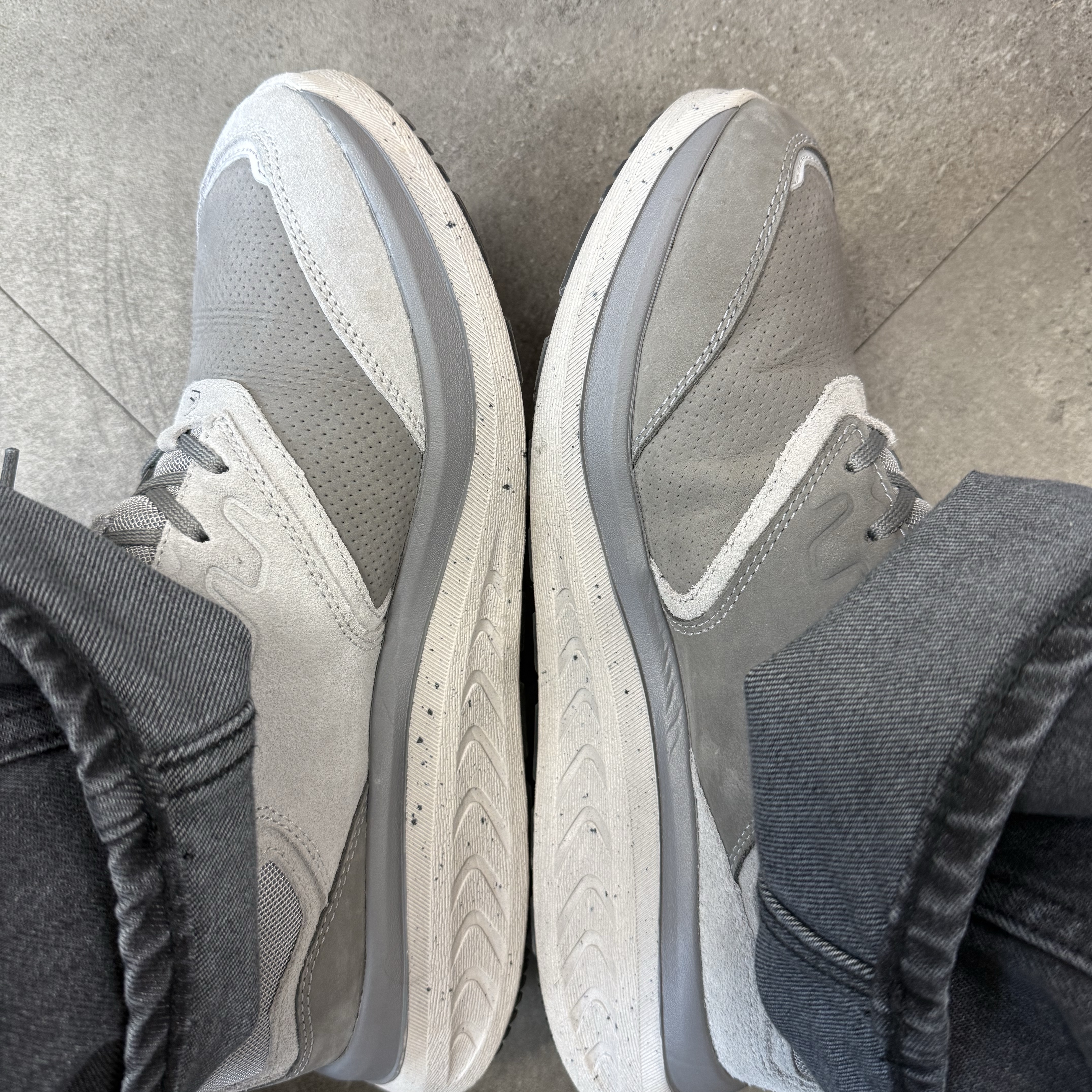 Keen x Engineered Garments WK400 Leather Sneakers Alloy Steel Grey 착용 스타일