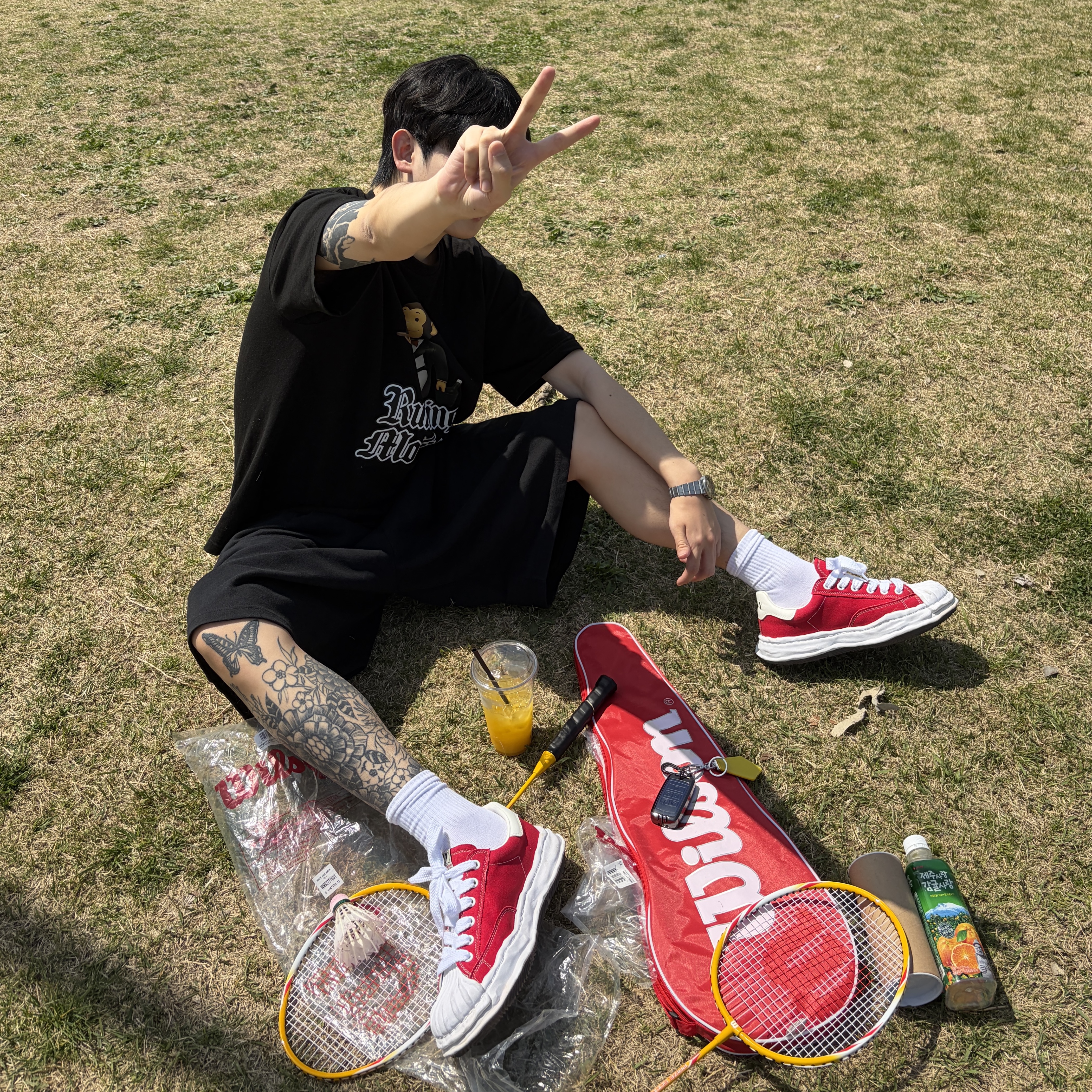 Maison Mihara Yasuhiro Blakey OG Sole Canvas Low-top Sneakers Red White 착용 스타일
