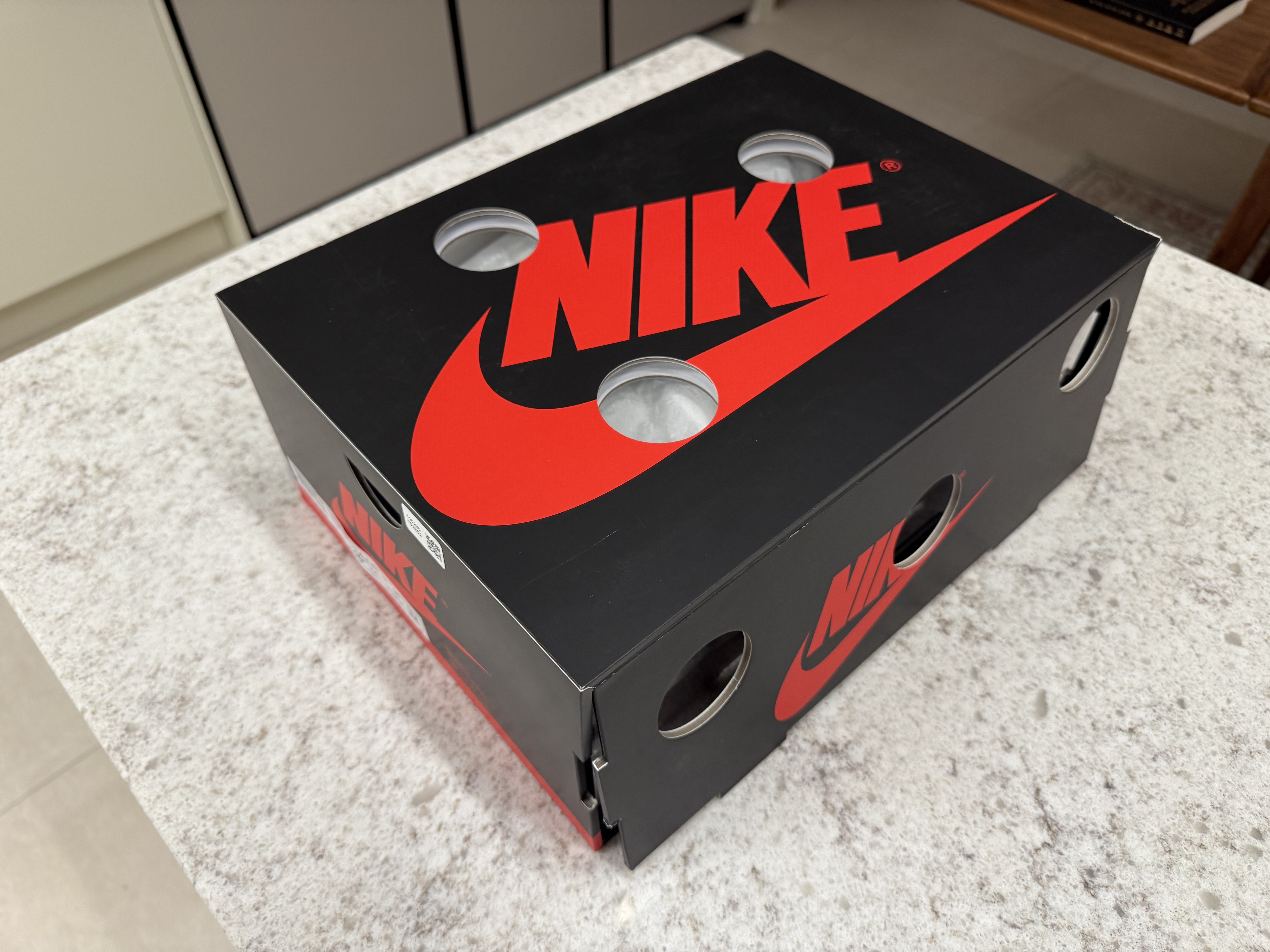 Jordan 1 x Virgil Abloh Archive Retro High Alaska White 착용 스타일 - 5