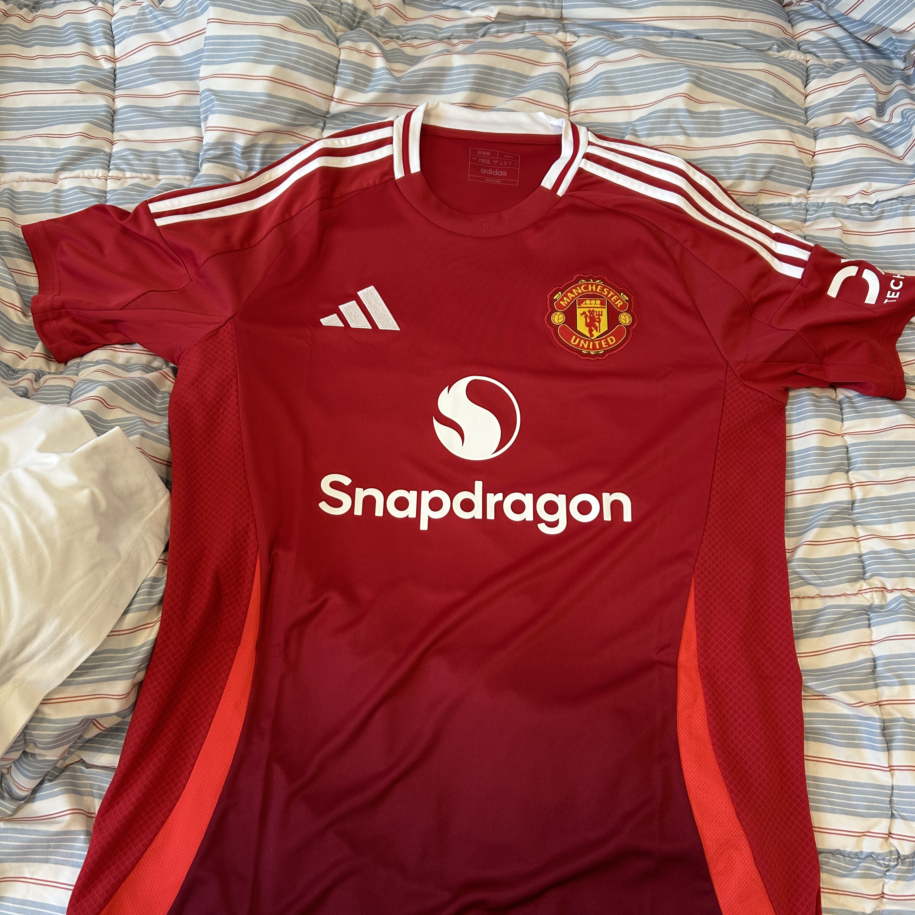 Adidas Manchester United 2024/25 Home Jersey Manchester United FC Red - KR Sizing (Non Marking Ver.) 착용 스타일