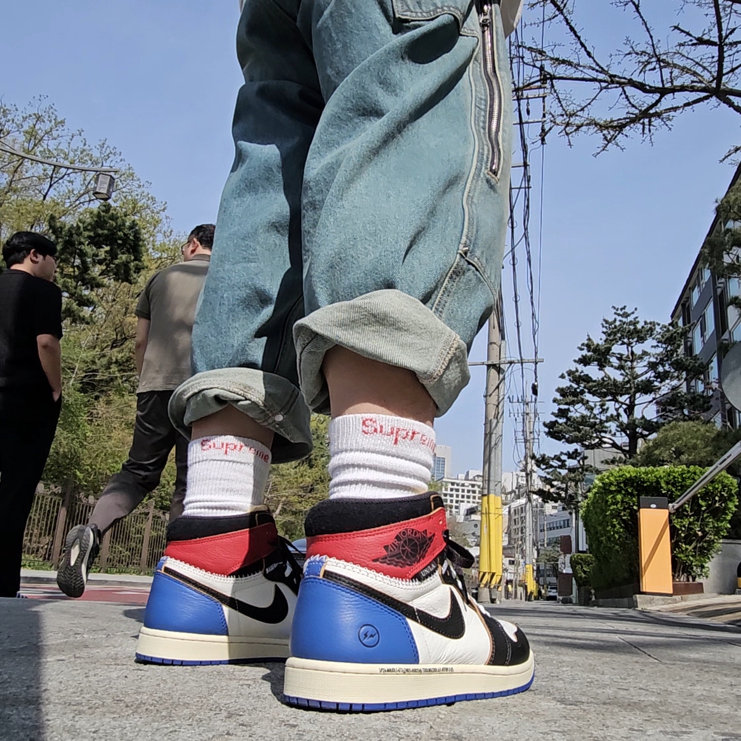 Jordan 1 x Fragment x Union LA Black and Varsity Red, Gucci Ghost Ring Silver 9mm 착용 스타일 - 7