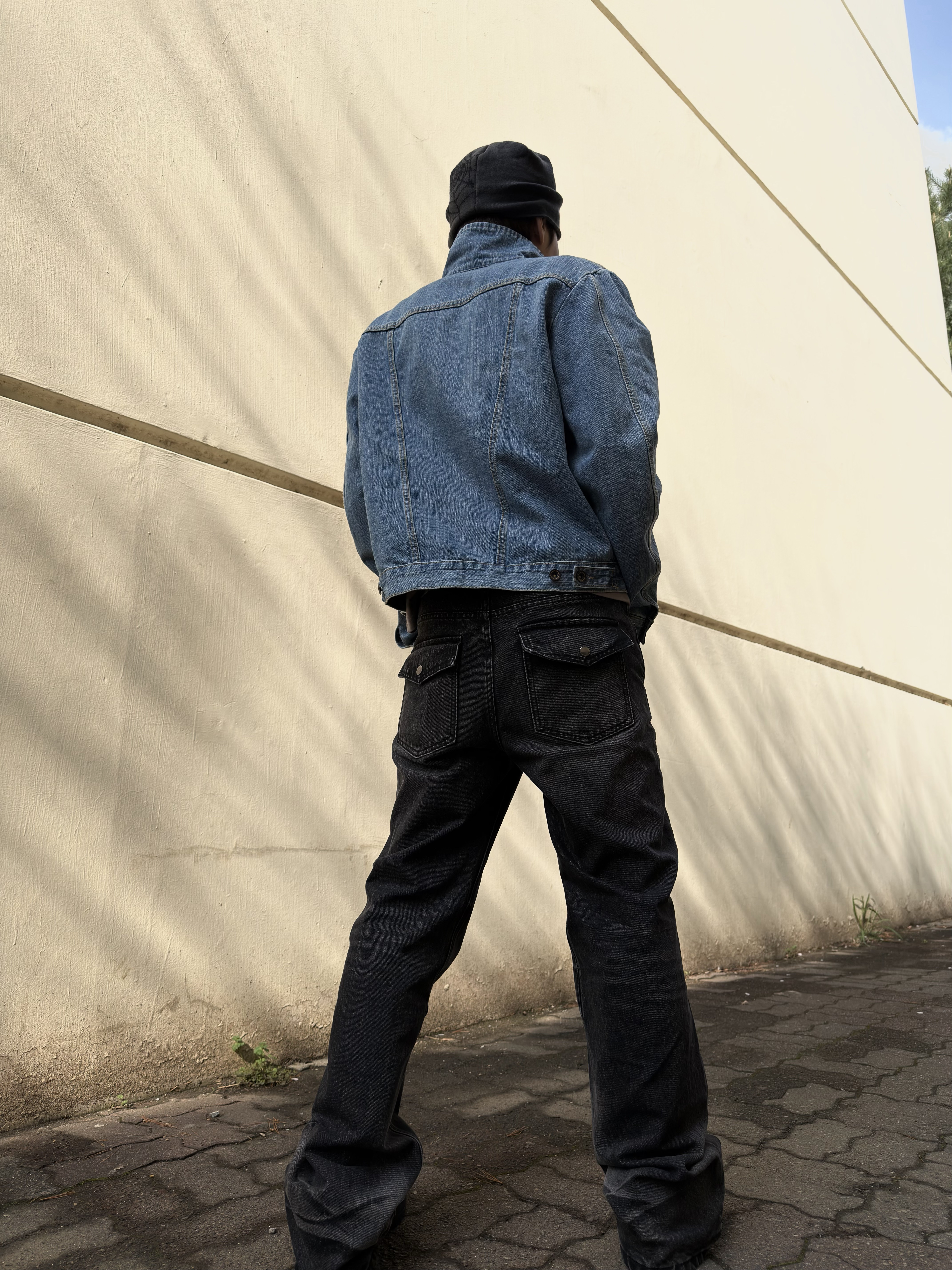 Salomon x Carhartt WIP X-Alp Black 착용 스타일 - 5