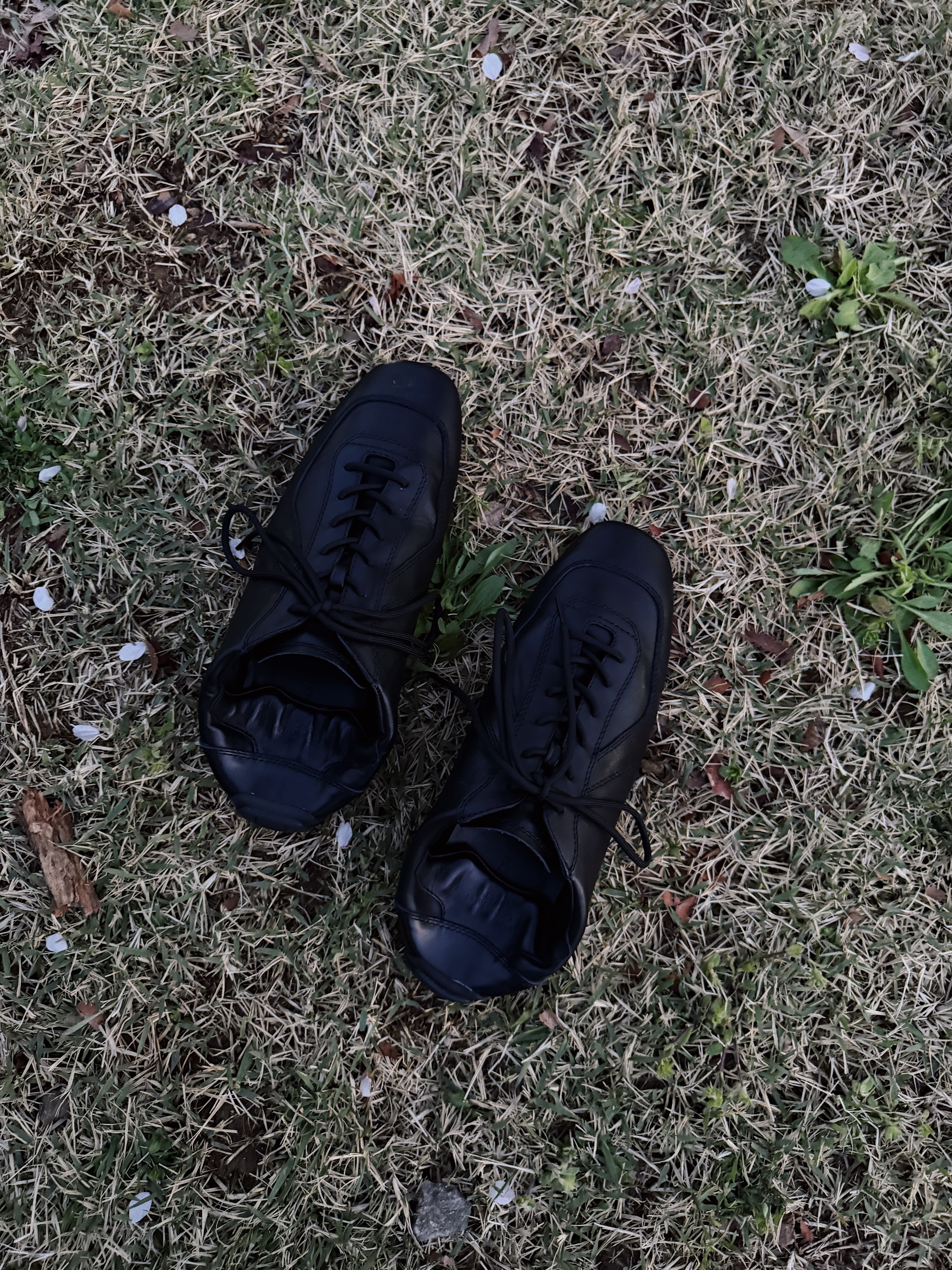 LOSTGARDEN UNIFORM Driving Sneakers Black 착용 스타일 - 5