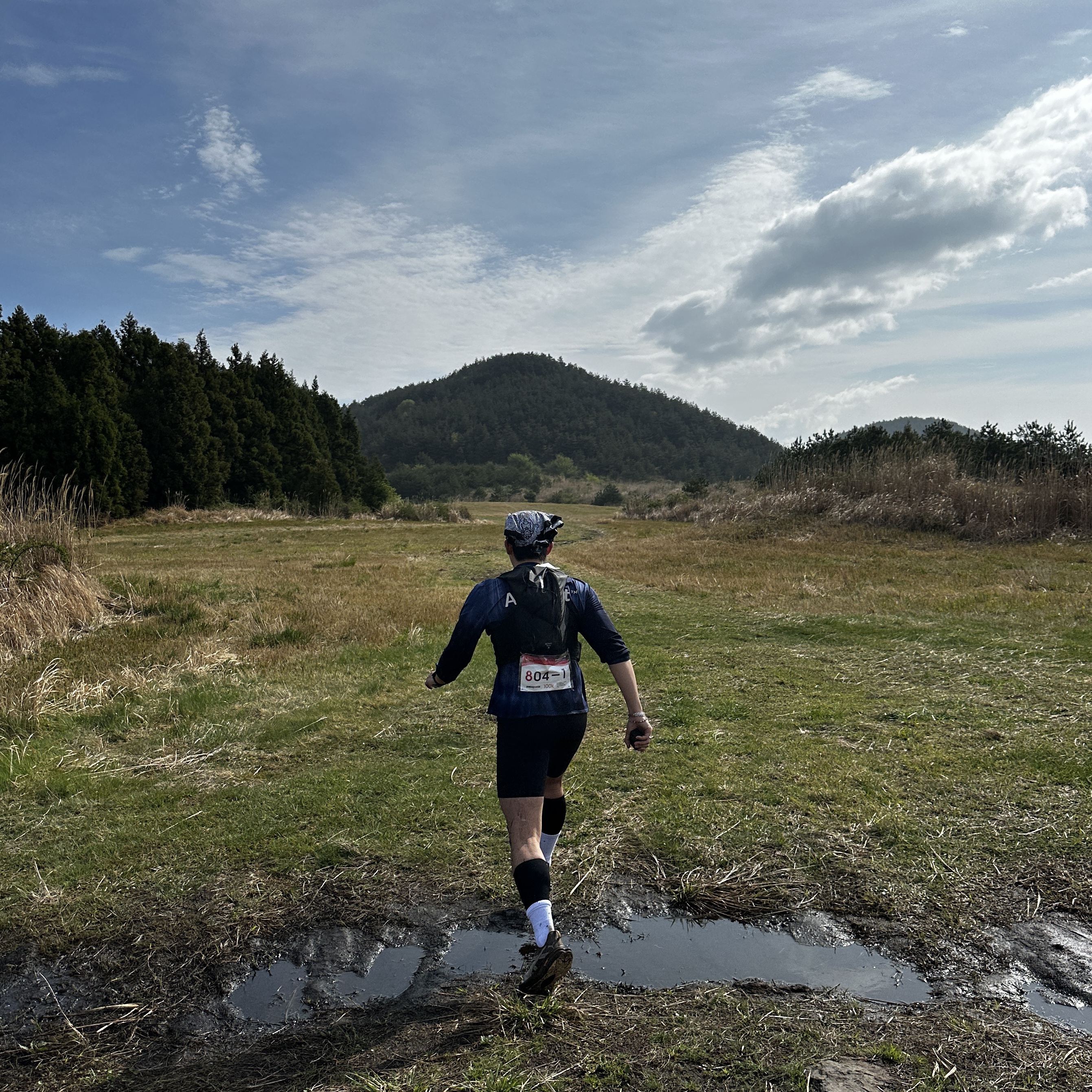 negative split club Airvent Tie-Dye Racing Long Sleeve Blue, Salomon Active Skin 8 Set Black Metal 착용 스타일 - 1