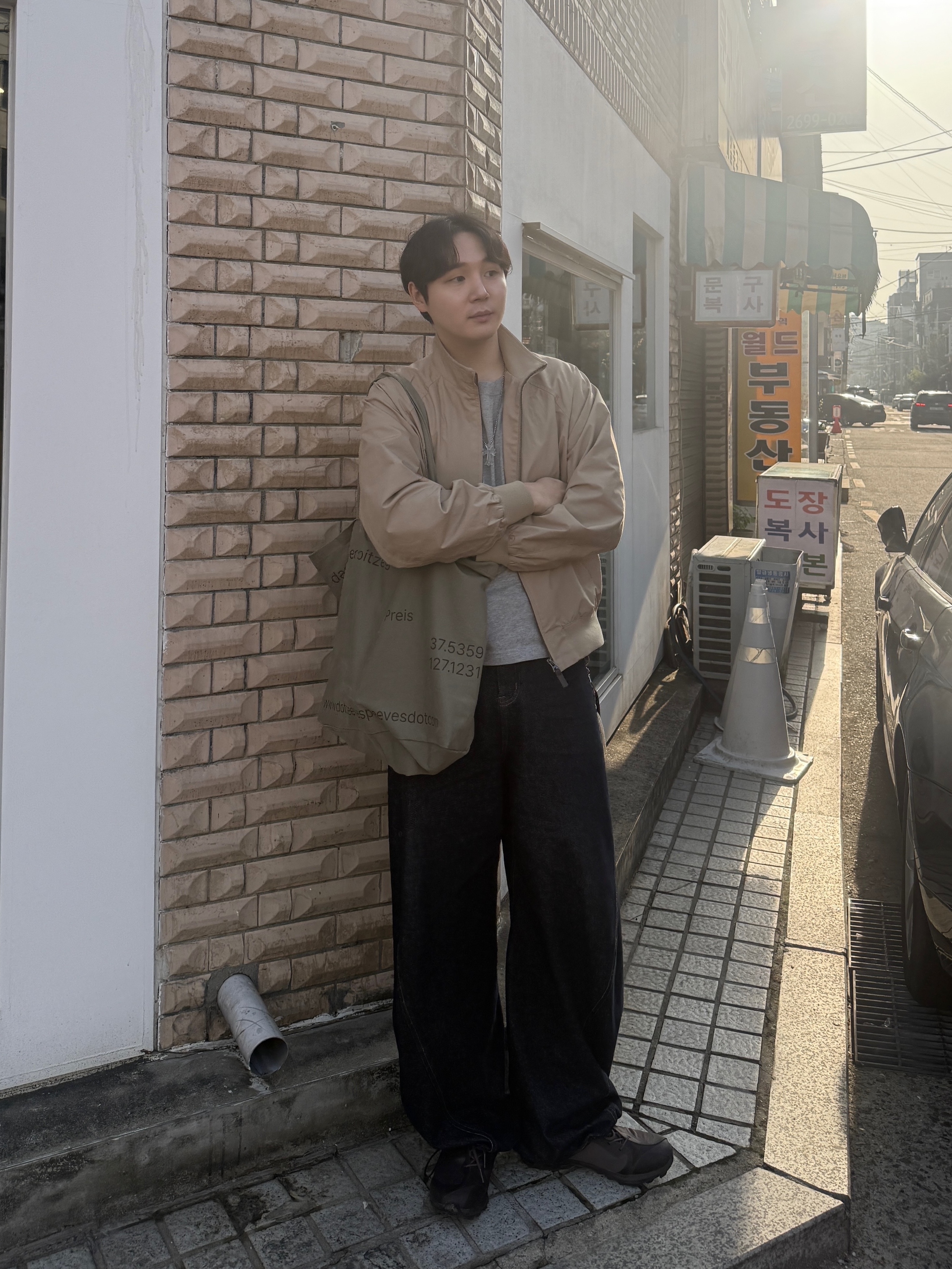 (W) On Running x Post Archive Faction (Paf) Cloudventure Peak Cacao Espresso, Chrome Hearts Silichrome CH Cross Pendant Clear 2025 착용 스타일 - 1