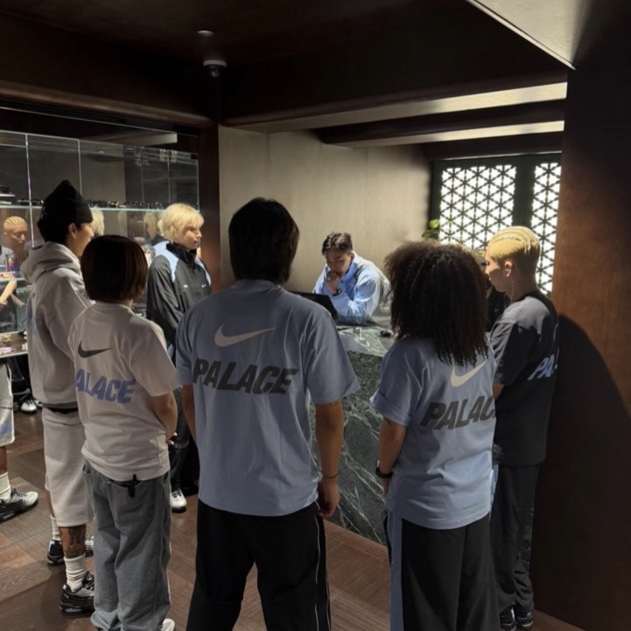 Palace x Nike Font Swoosh T-Shirt Sky Blue - 26SS 착용 스타일