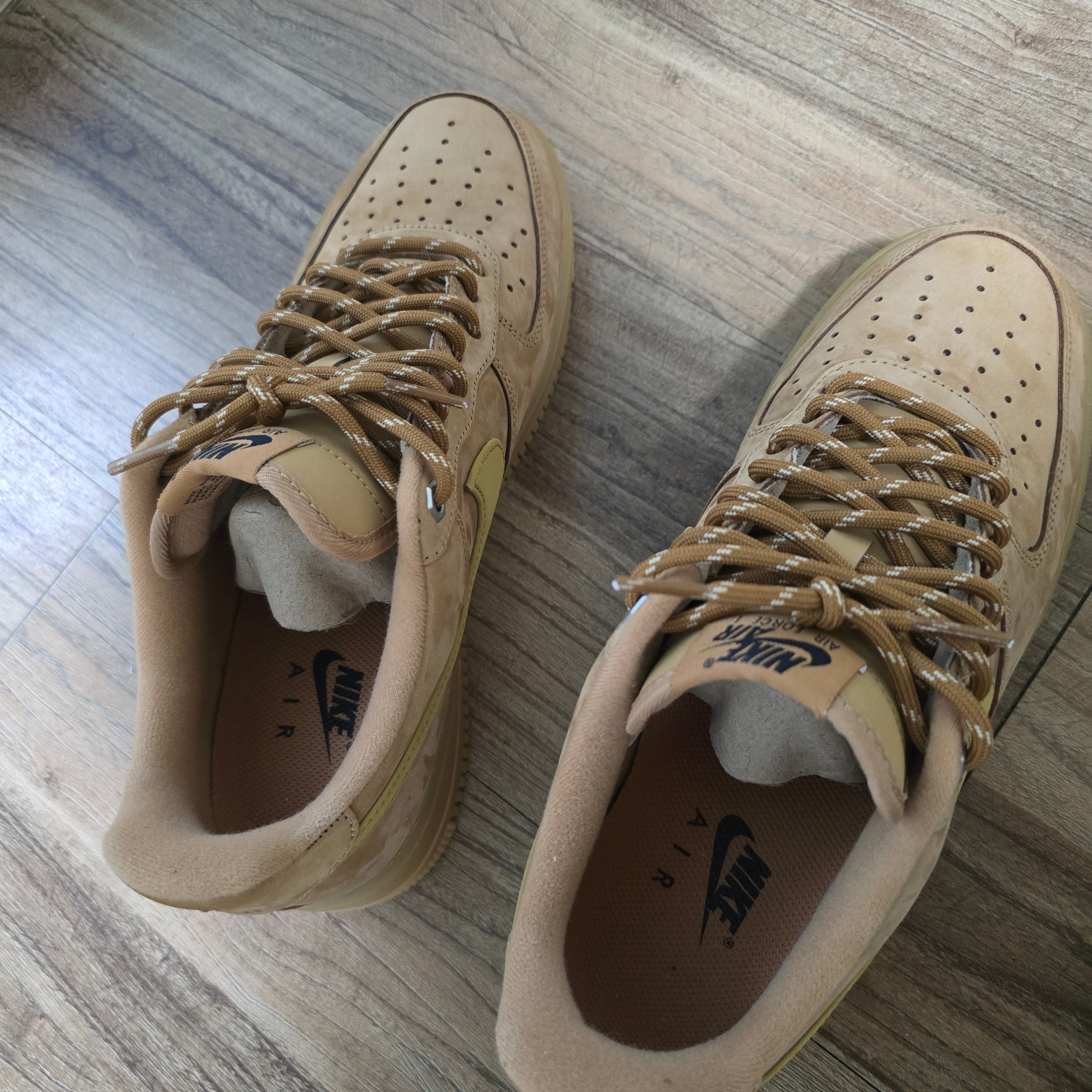 Nike Air Force 1 '07 WB Flax 착용 스타일 - 5