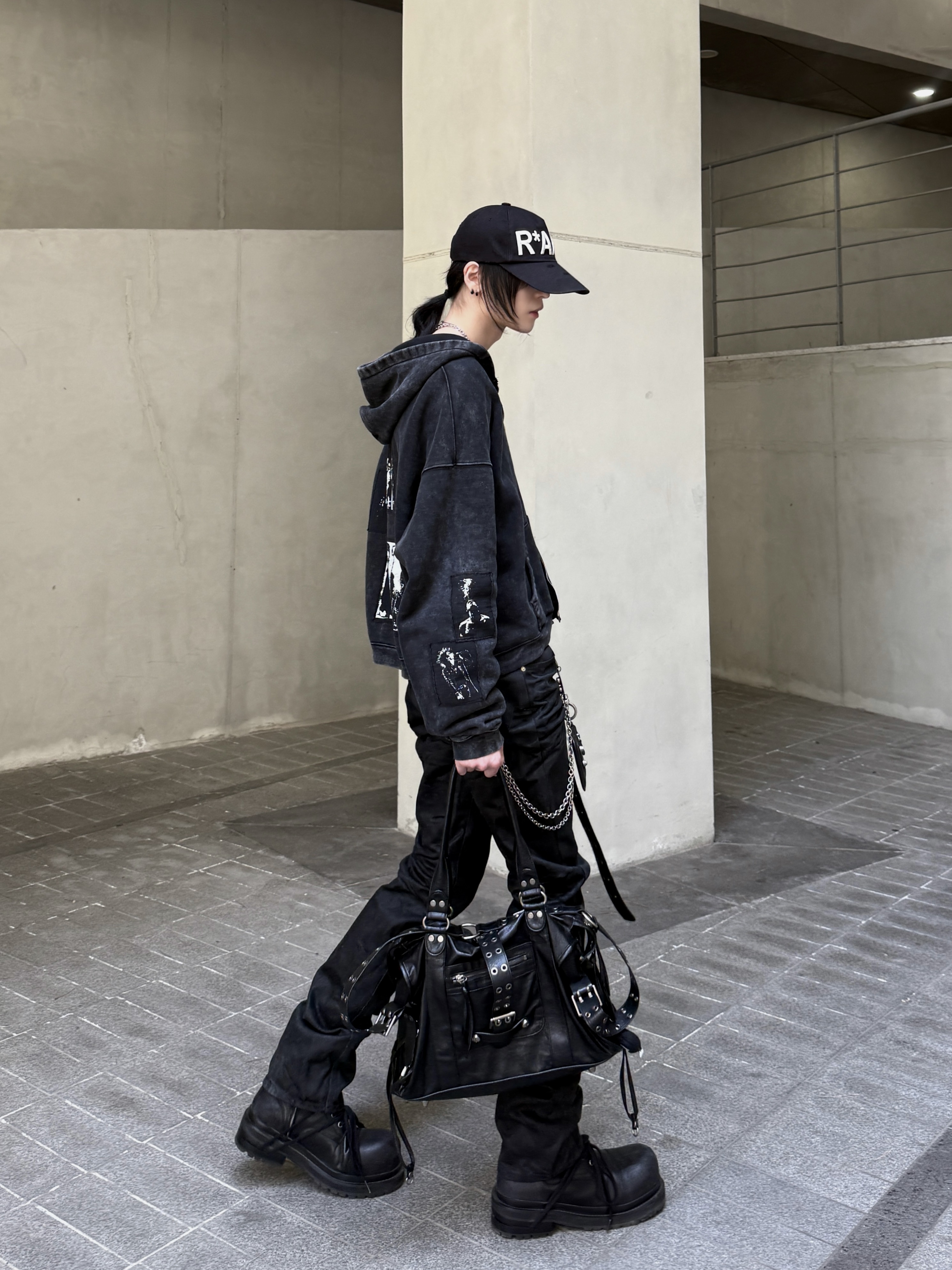 Sundayoffclub Waxed Straight Leg Jeans, Sundayoffclub R*AFF Vintage Thrashed Hat 착용 스타일 - 3