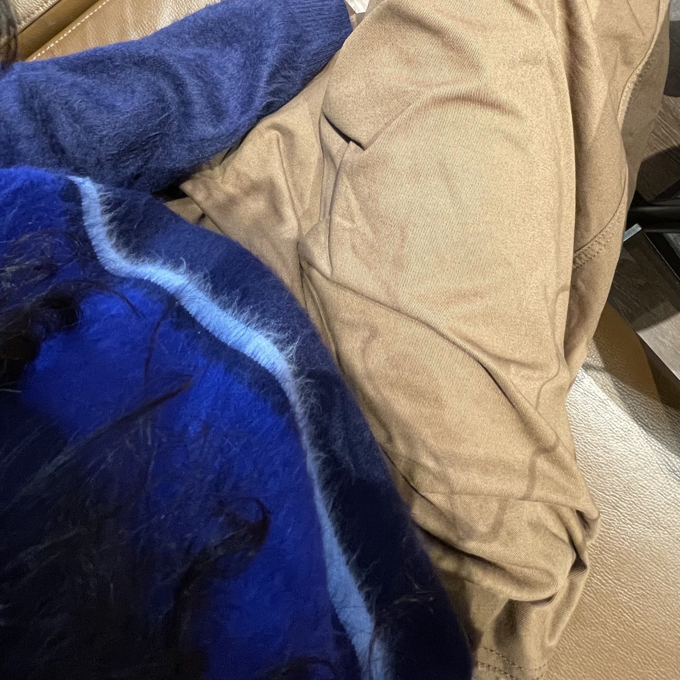 Human Made Animal Keyring Silver, Supreme Brushed Stripe Sweater Navy - 25FW 착용 스타일 - 2