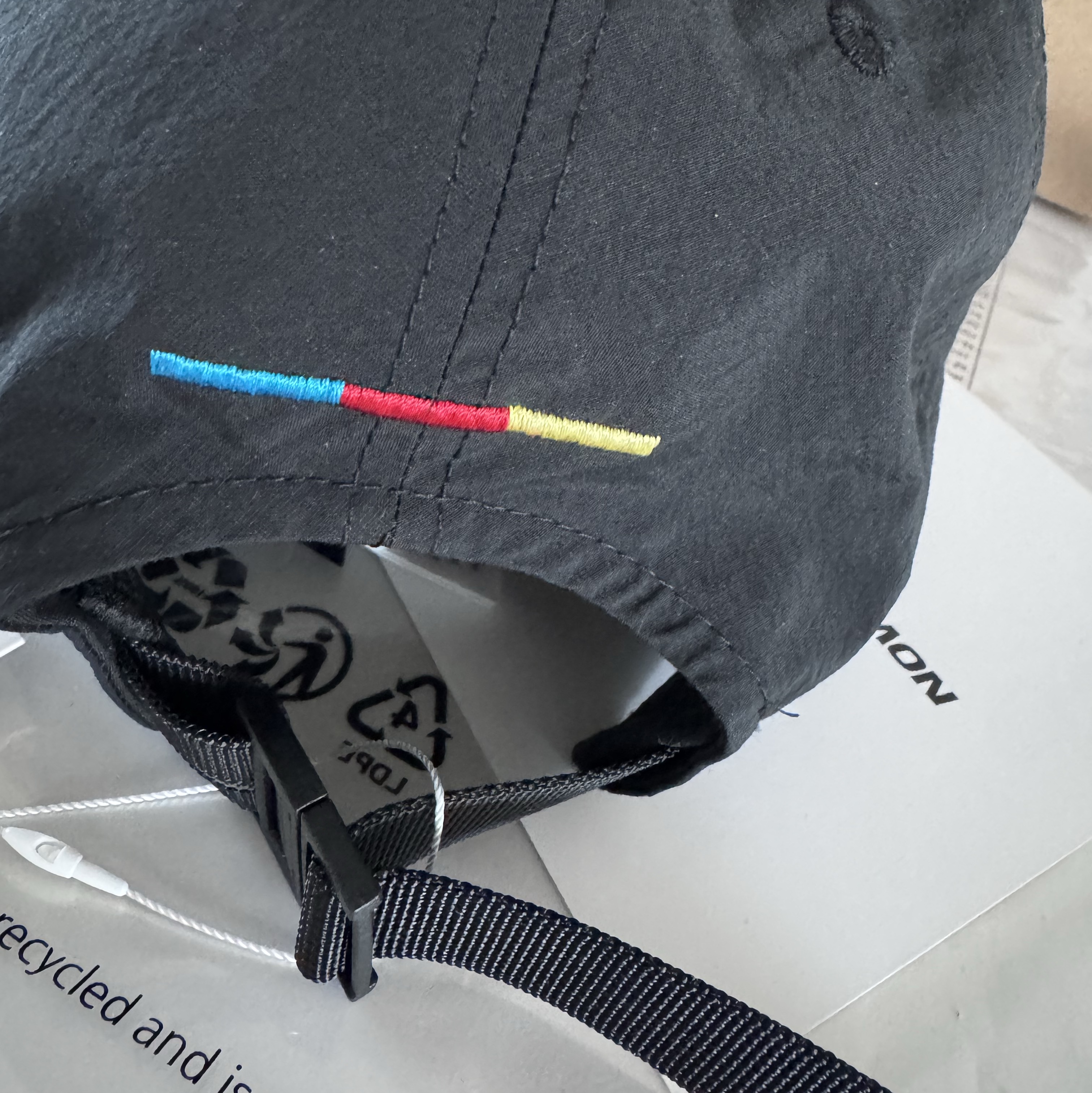 Salomon Primary Ball Cap Black 착용 스타일 - 2