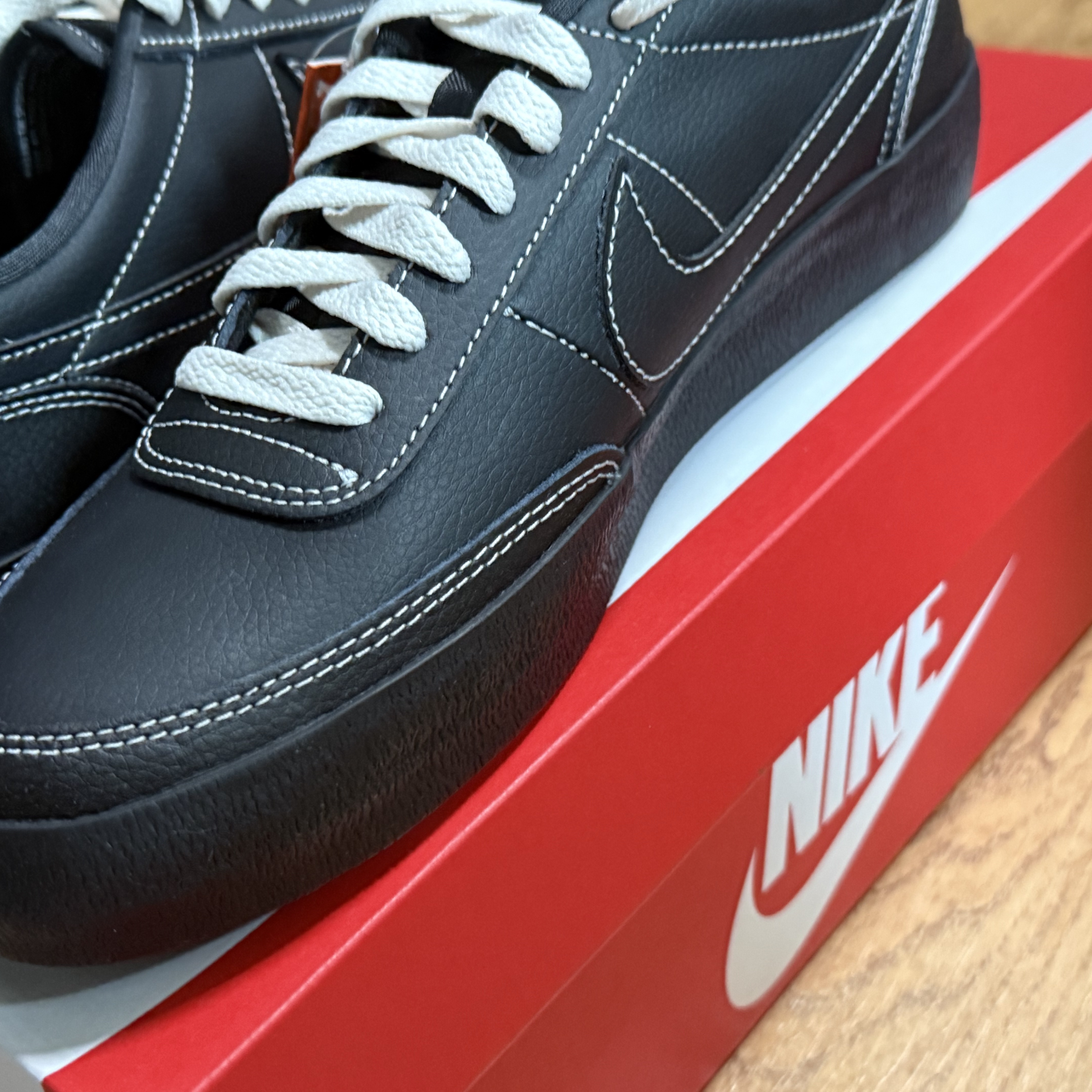 Nike Killshot 2 Black Phantom 착용 스타일