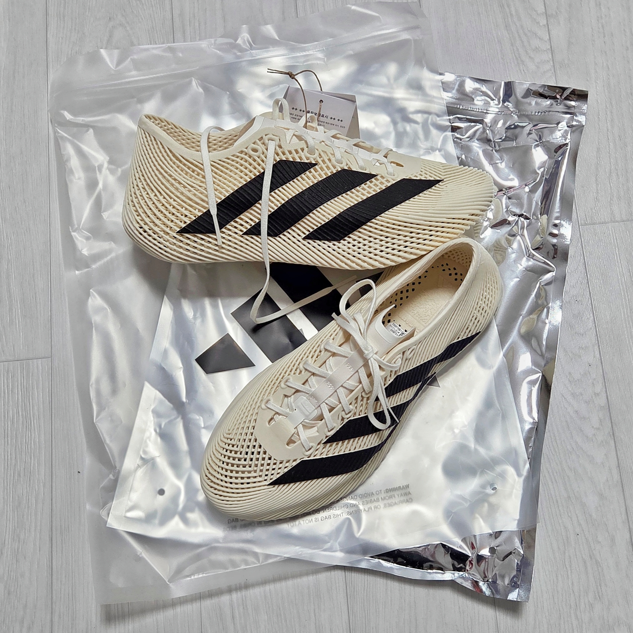 Adidas Climacool Laced Off White Core Black 착용 스타일