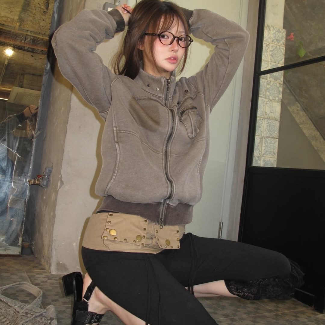 MAINBOOTH Field Combat Jacket KHAKI 착용 스타일 - 7