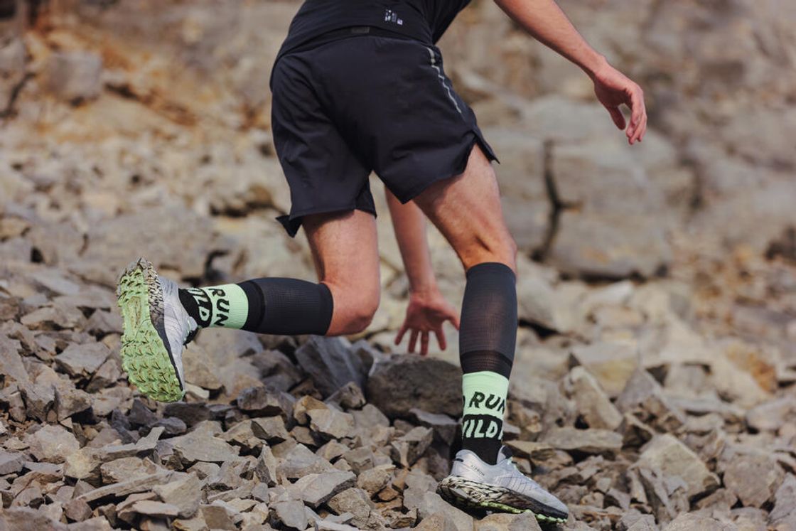 데카트론 러닝 카프 슬리브 500 스모크 블랙(DECATHLON Running Calf Sleeves 500 Smoked Black) - 8