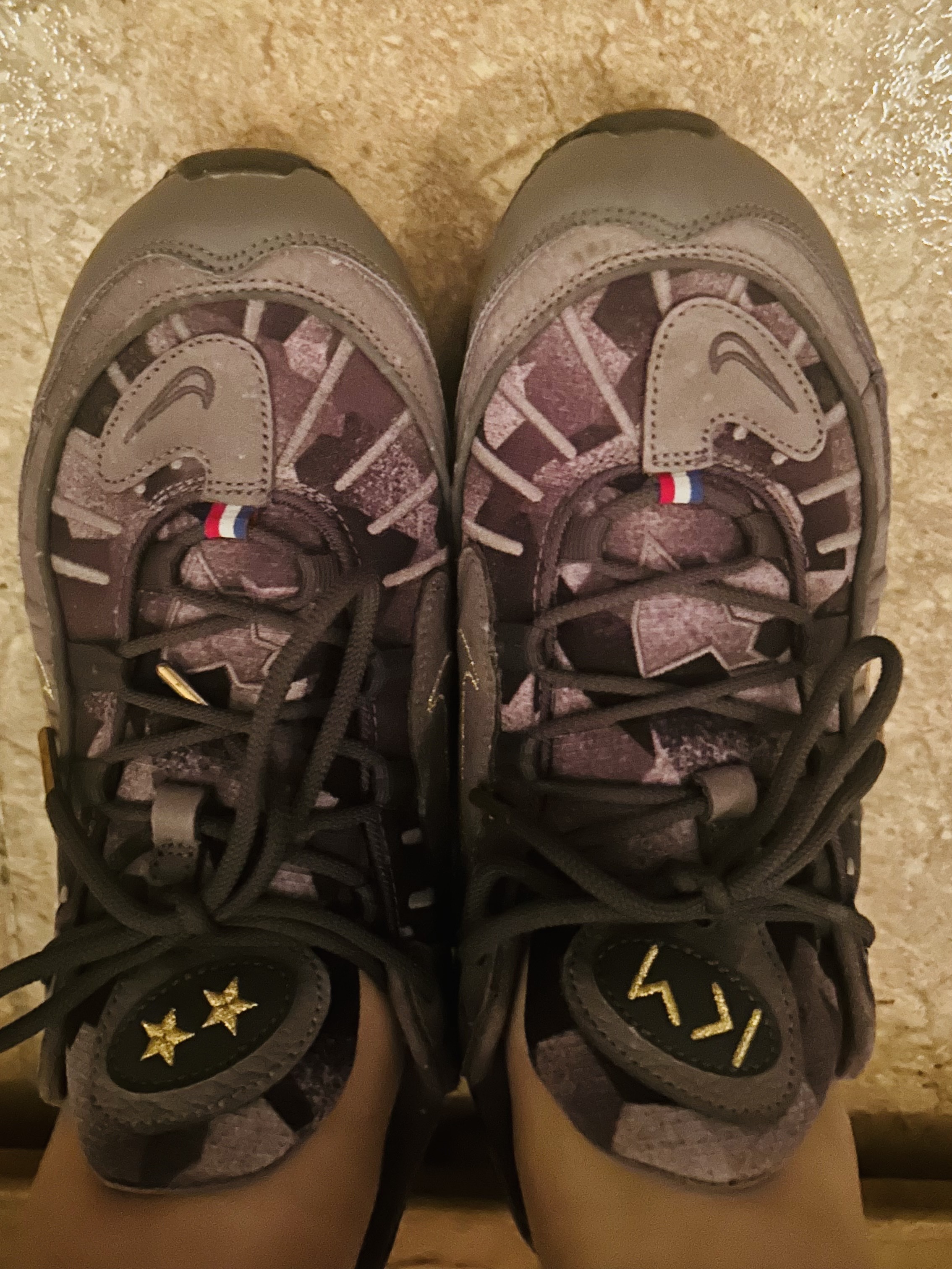 Nike x Kylian Mbappe Air Max 98 Gunsmoke 착용 스타일