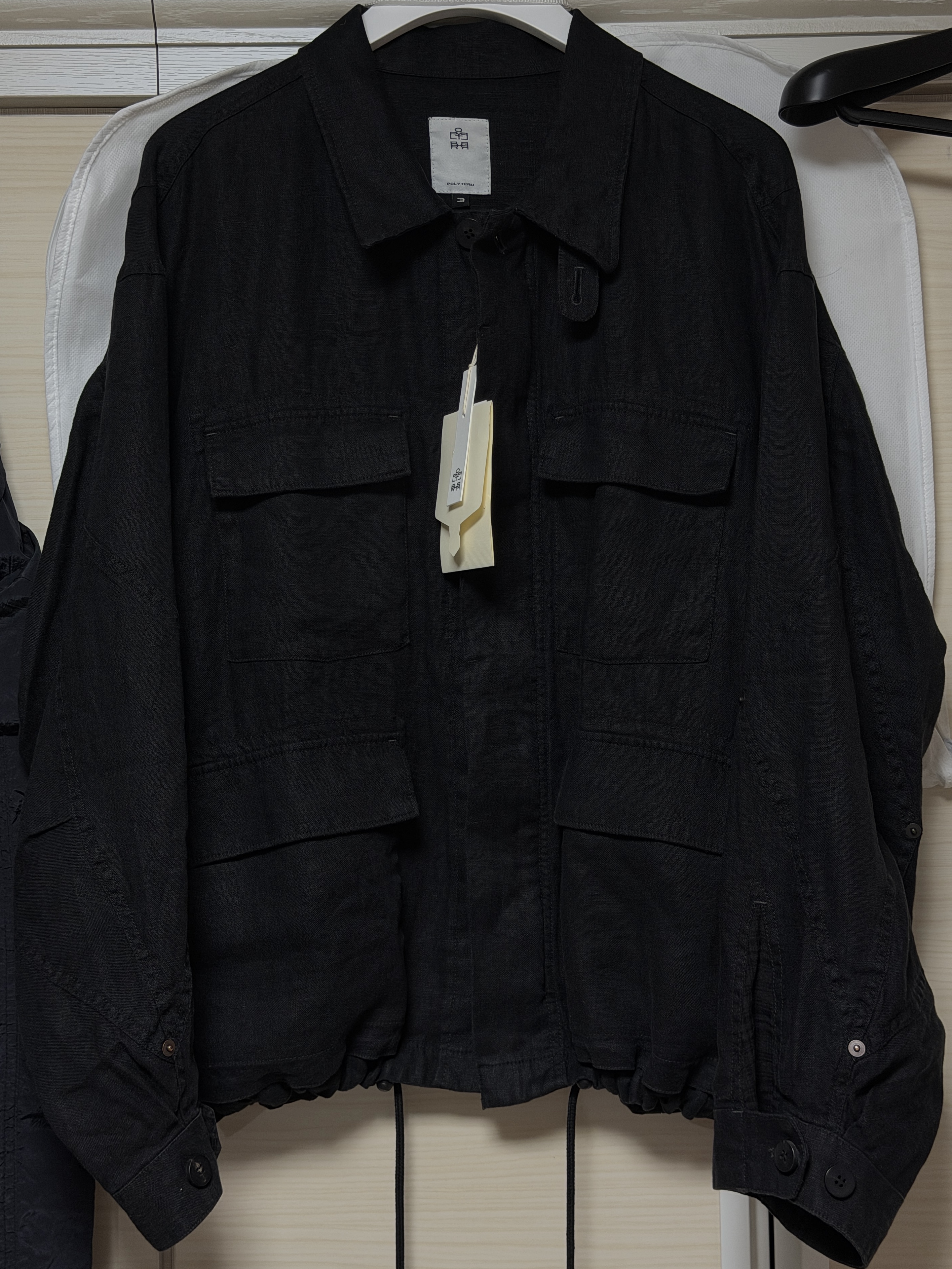 Polyteru Linen Field Jacket Washed Black 착용 스타일 - 1