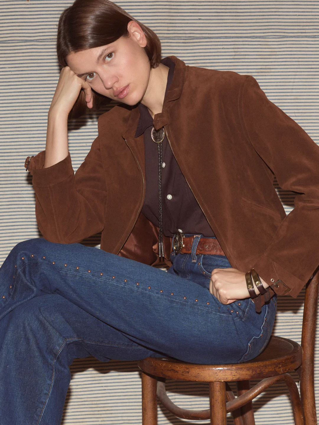 Levi's x Bode Gemstone Barrel Racer Jeans Light Wash, Levi's x Bode Studded Barrel Racer Jeans Dark Wash 착용 스타일 - 4