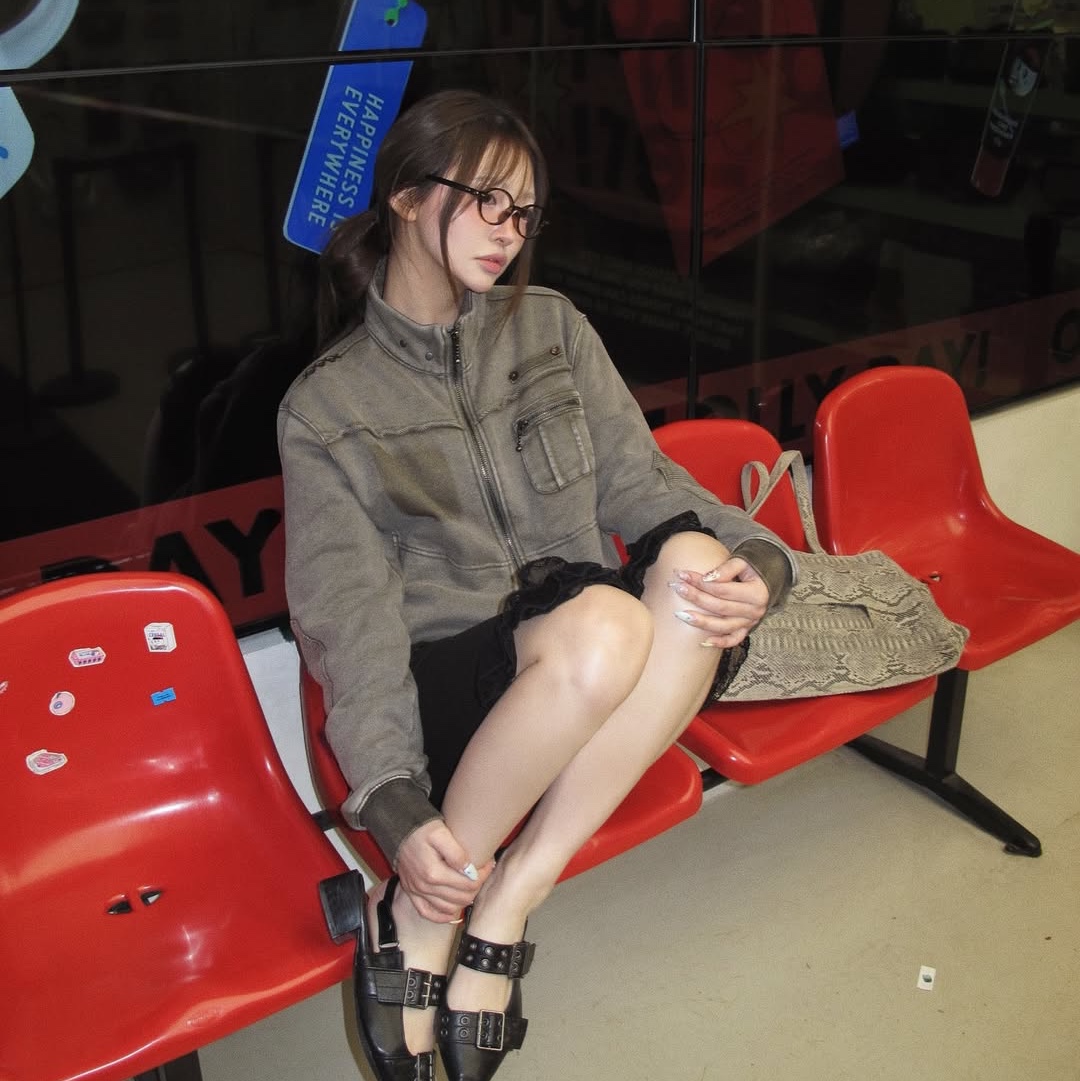 MAINBOOTH Field Combat Jacket KHAKI 착용 스타일 - 3