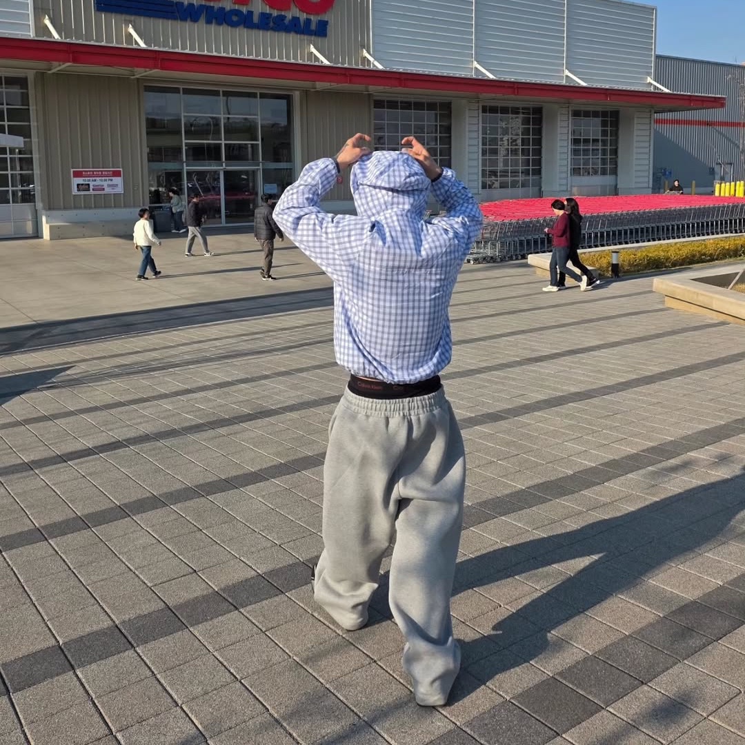 SPORT CHAMBER SC Square Check Windbreaker WHITE 착용 스타일 - 3