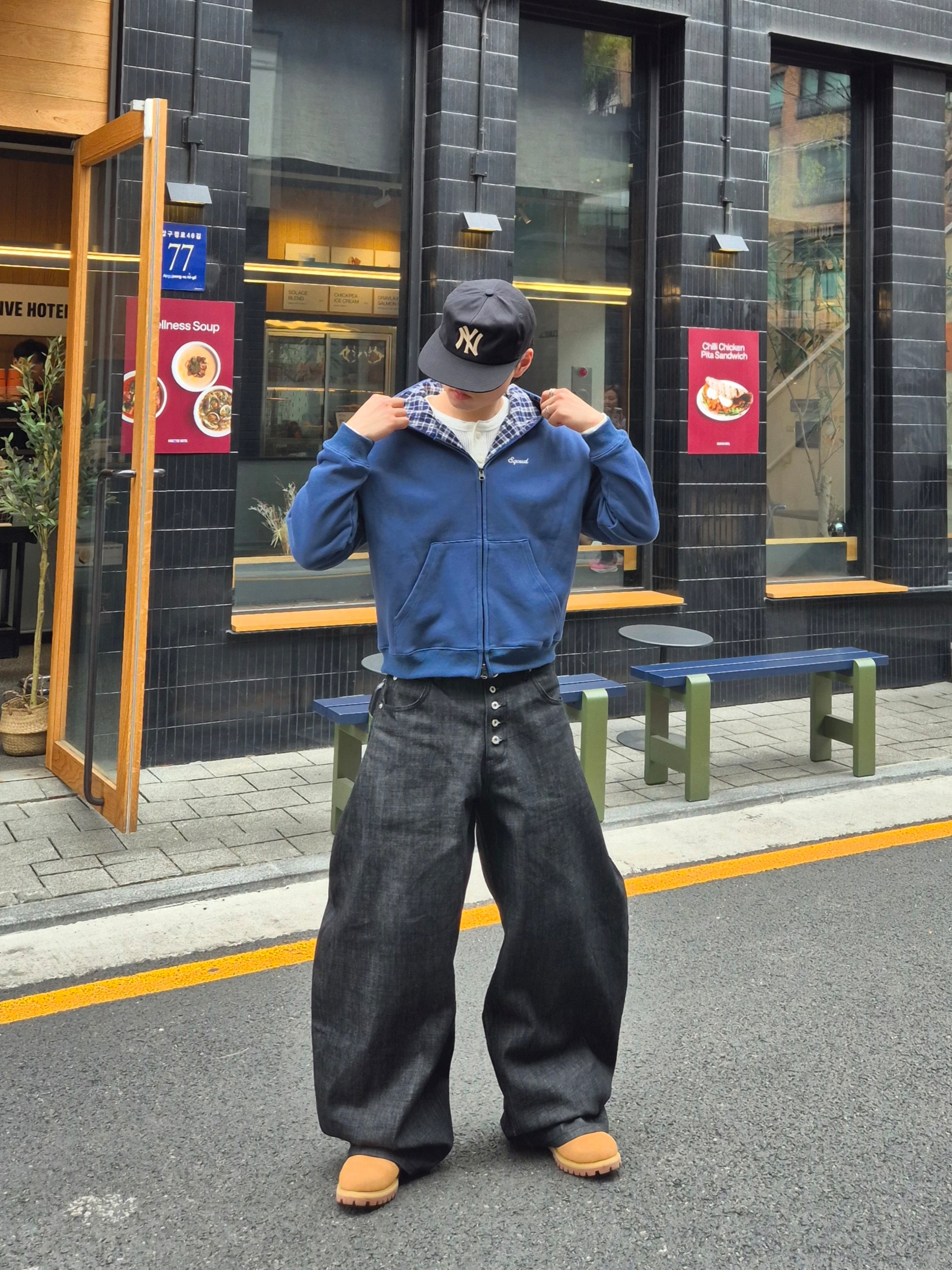 Stussy Canvas Flight Bag Washed Black, Timberland Premium 6 inch Waterproof Boot Wheat Nubuck - Wide 착용 스타일 - 3