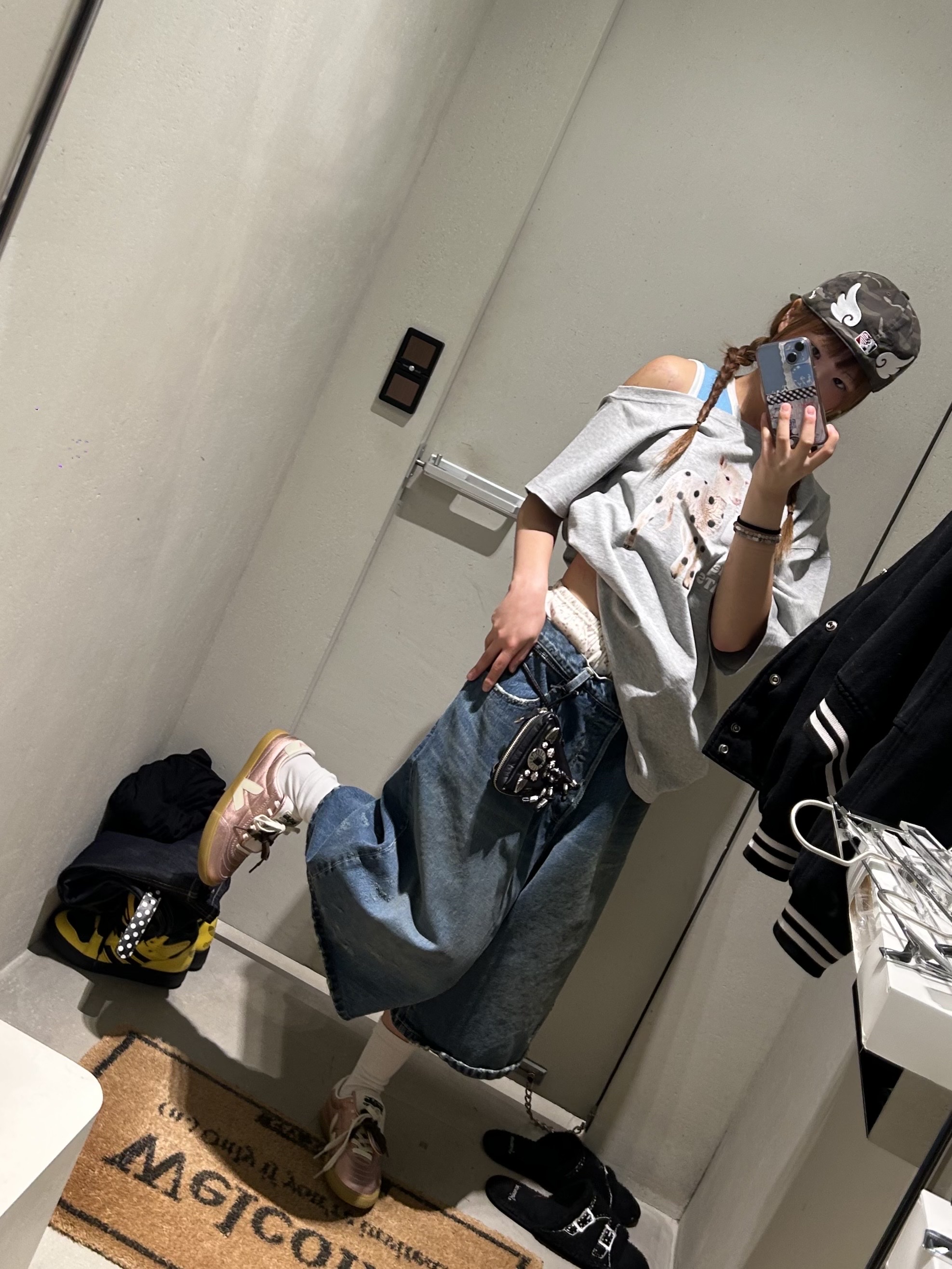 Magliano x Veja Panenka Nacre - 26SS 착용 스타일 - 1