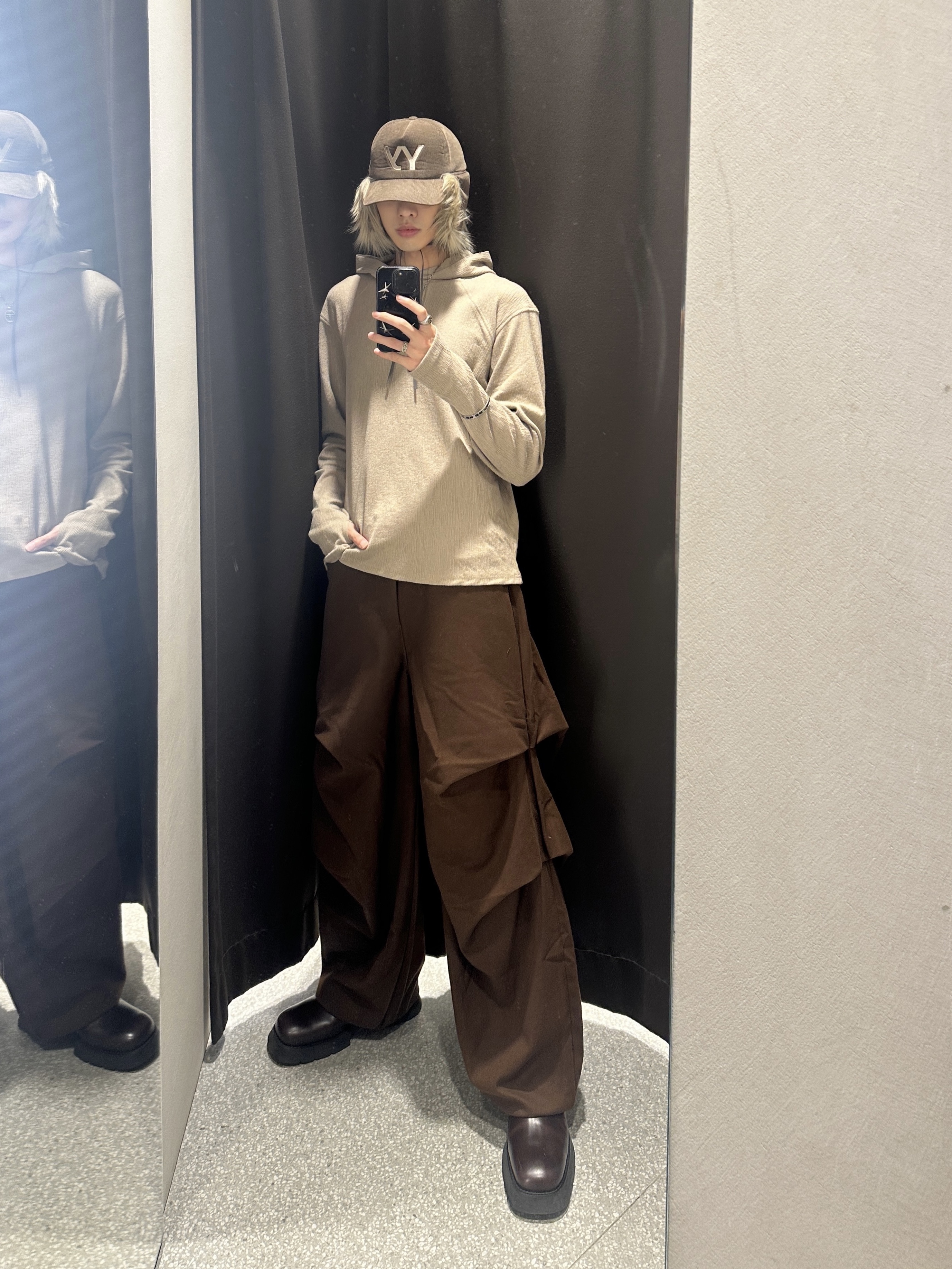 Open Yy Faux Fur Corduroy Earflap Cap Khaki 착용 스타일 - 4