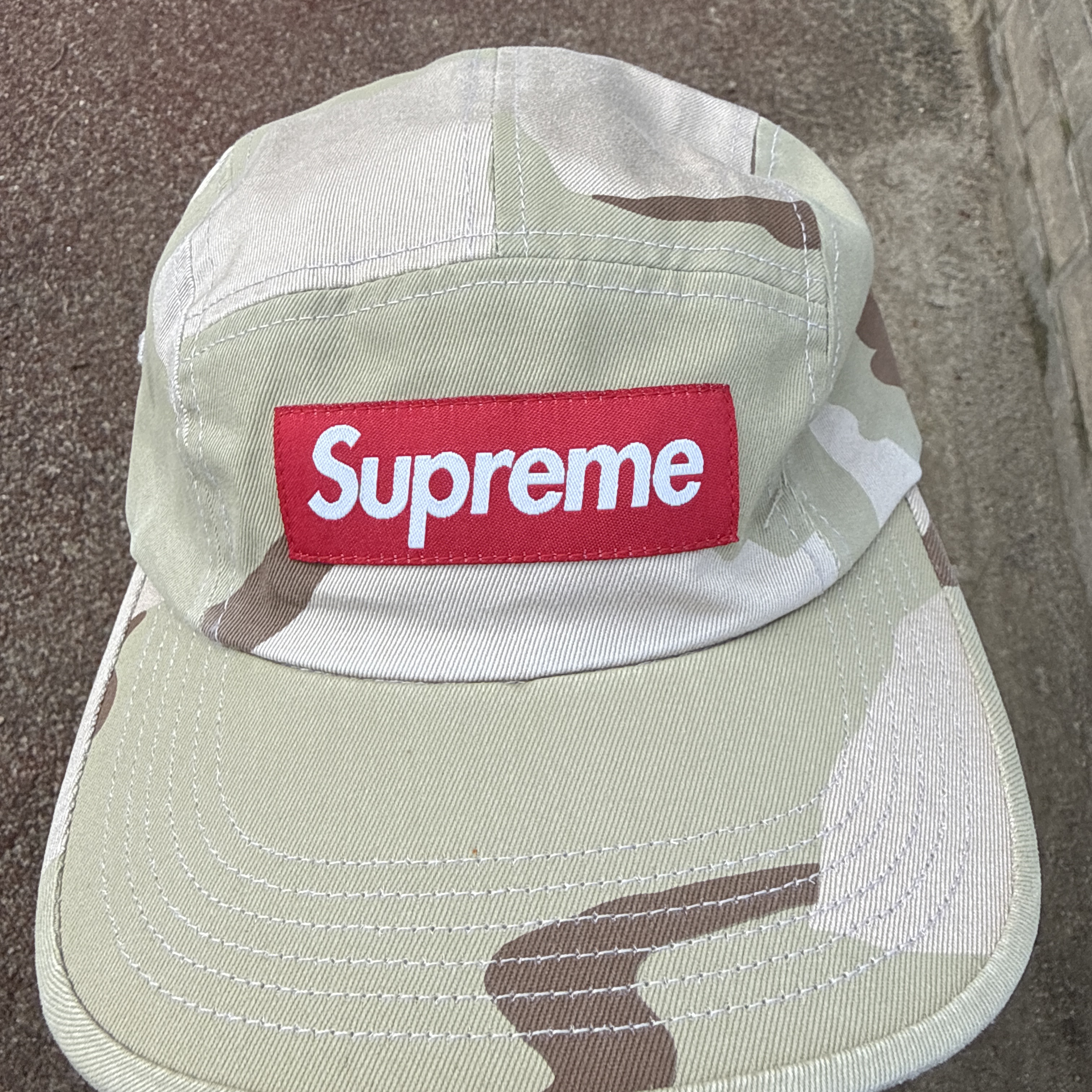 Supreme Washed Chino Twill Camp Cap Desert Camo - 24SS 착용 스타일