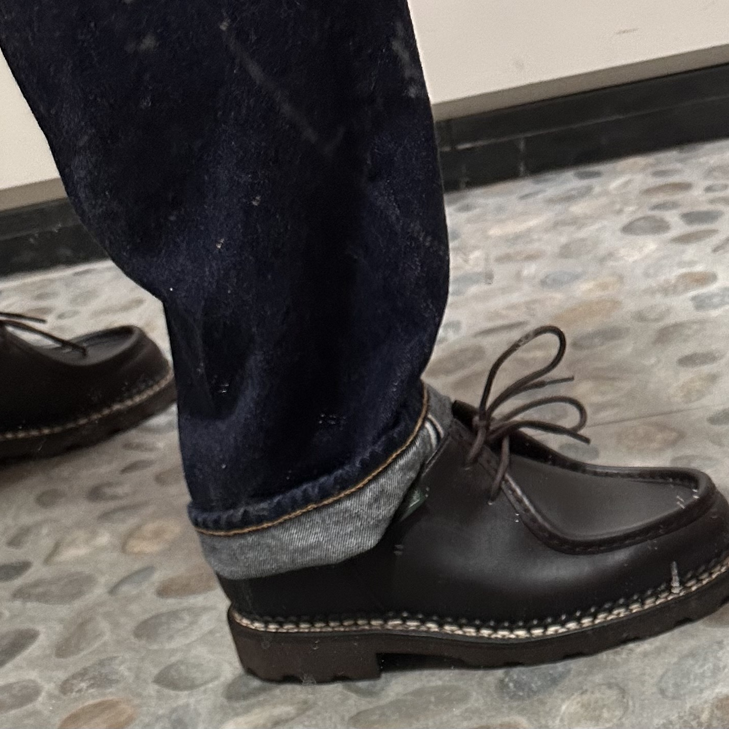 Paraboot Michael Lisse Cafe, Guidi 992X Horse Full Grain Leather Derby Black 착용 스타일 - 3