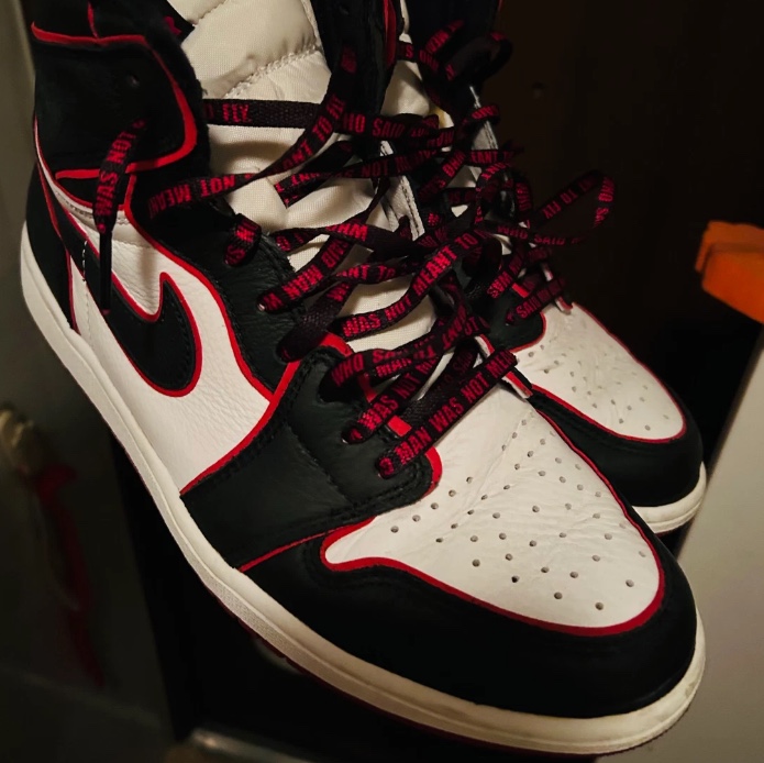 Jordan 1 Retro High OG Bloodline 착용 스타일