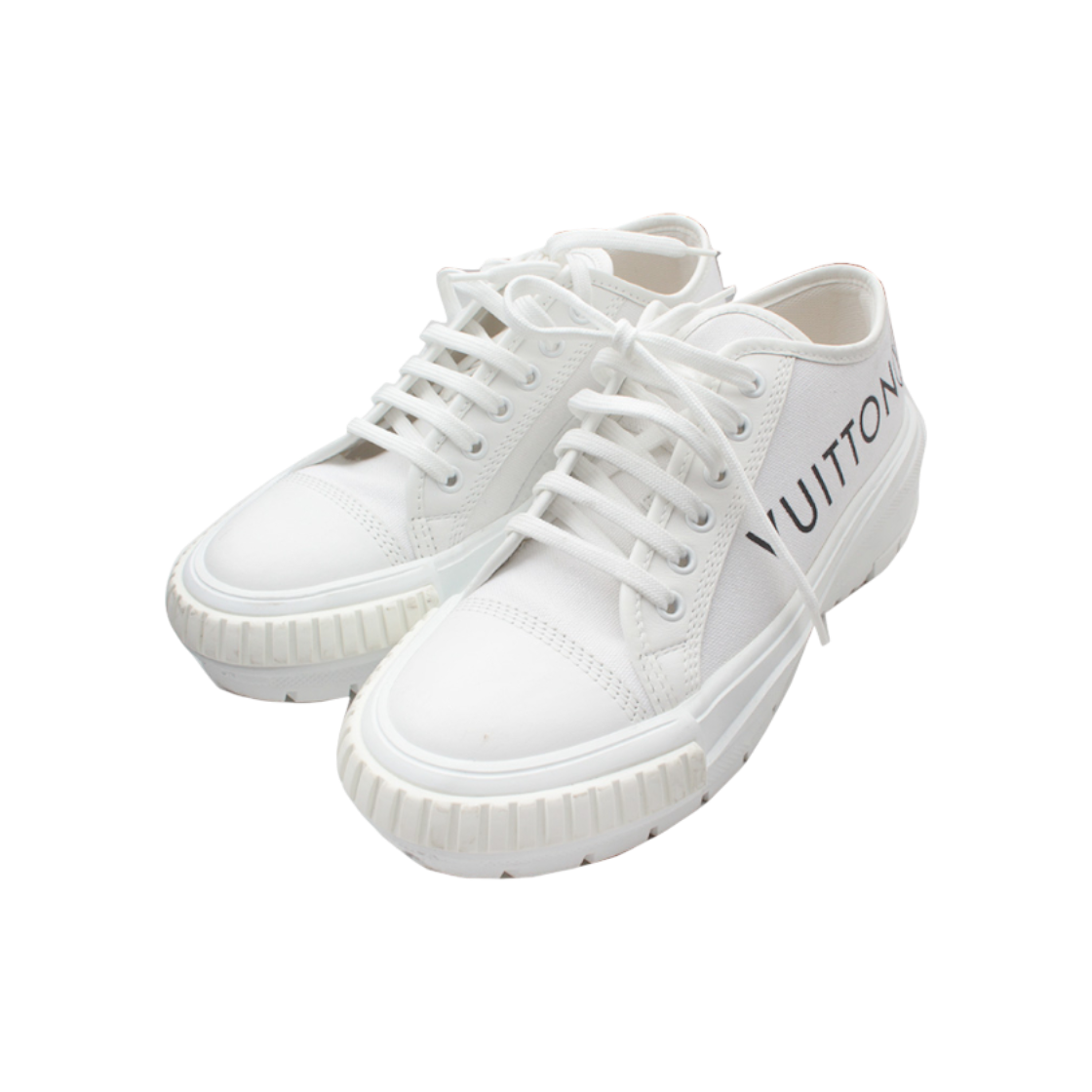 ITA6KMDVLWD2 Louis Vuitton Ivory Monogram Detail Sneakers