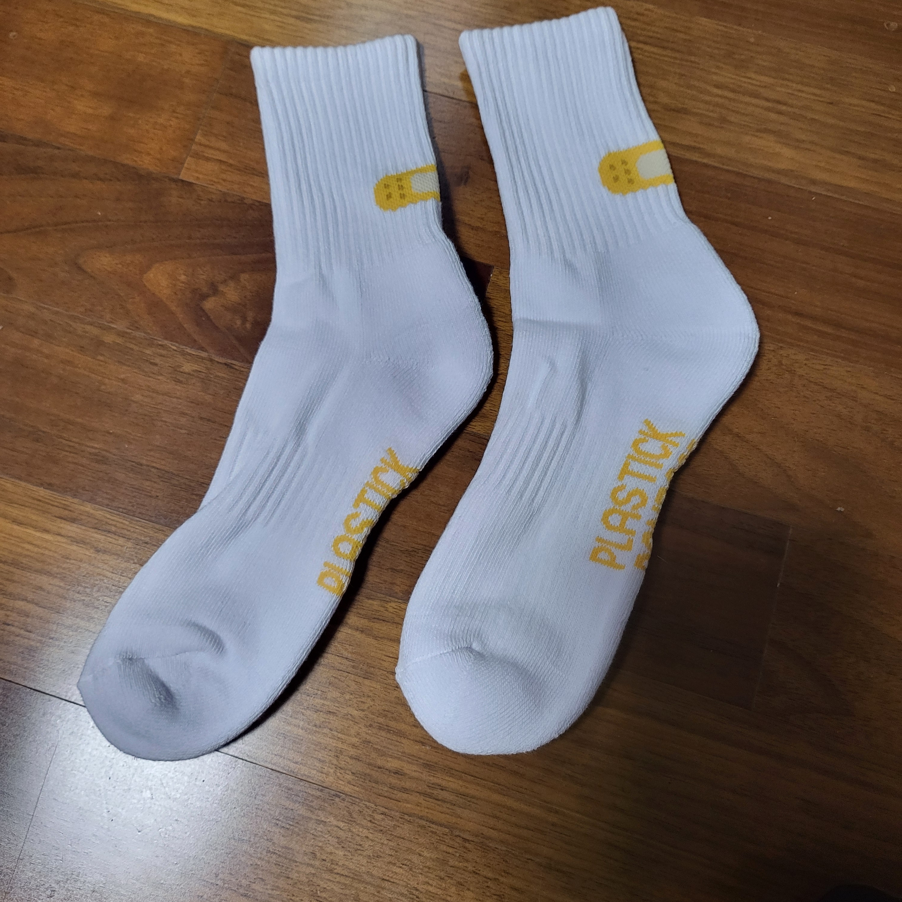 Plastick Bandage Banana Bandage Socks White 착용 스타일 - 1