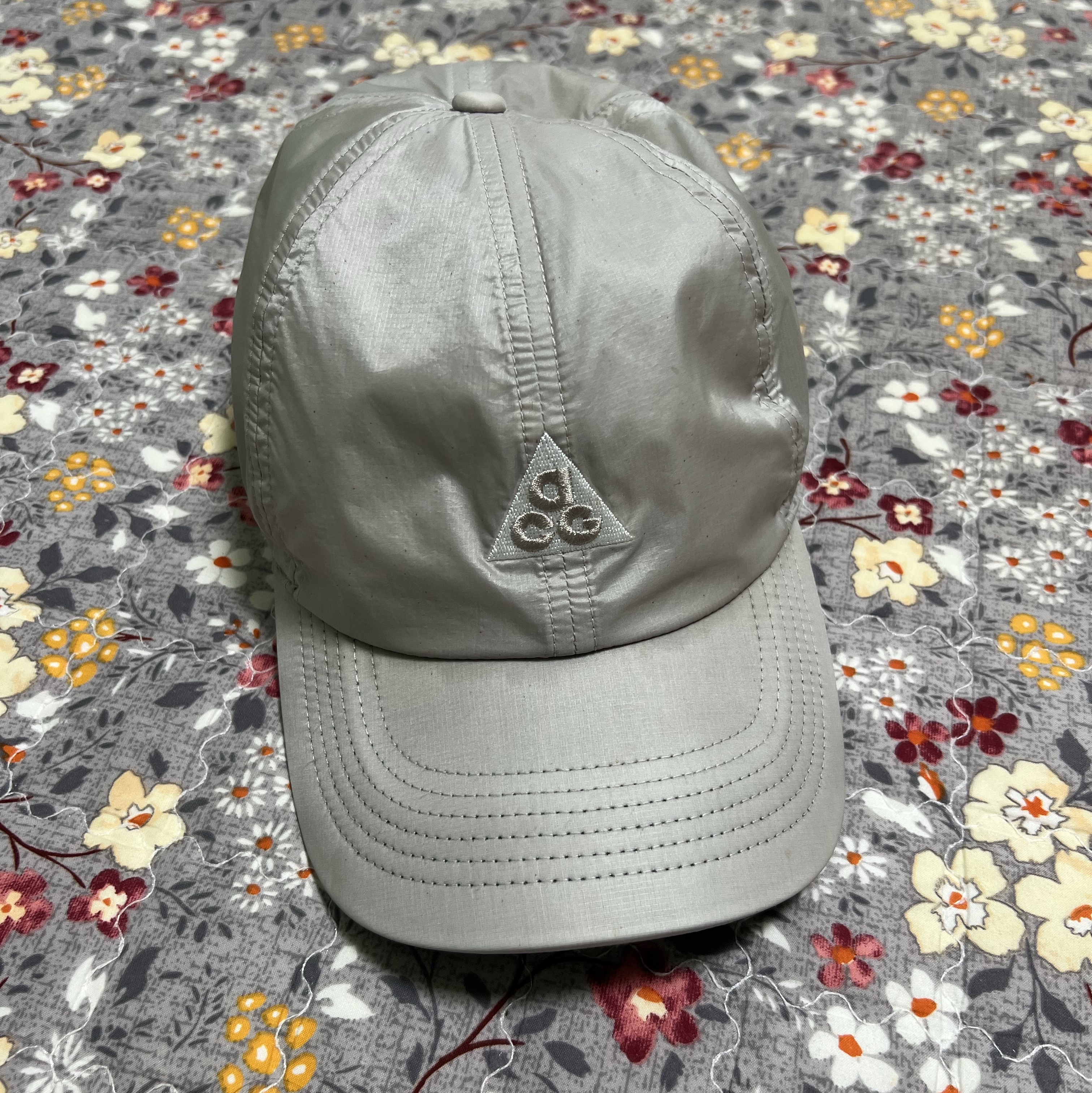 Nike ACG Dri-Fit Club Trail Cap College Grey 착용 스타일