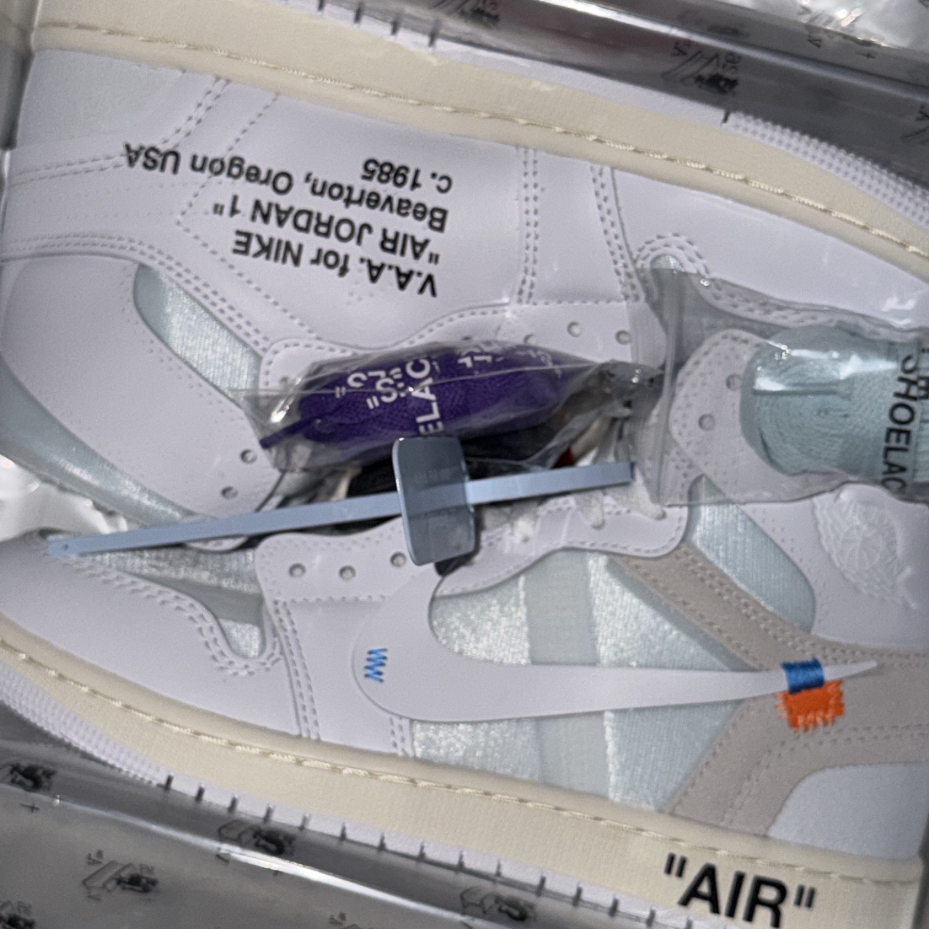 Jordan 1 x Virgil Abloh Archive Retro High Alaska White 착용 스타일