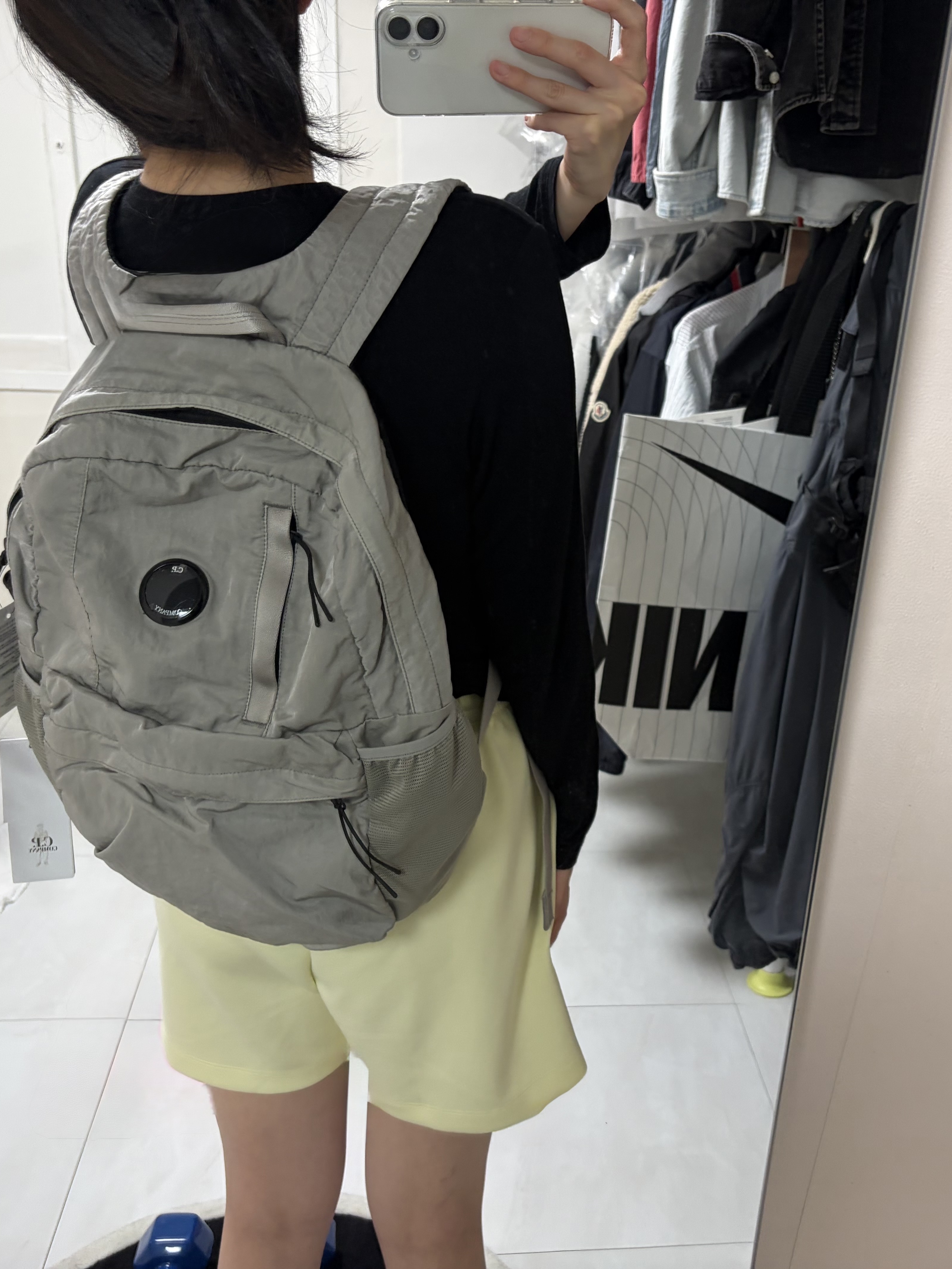 C.P. Company Nylon B Backpack Dove Grey - 26SS 착용 스타일